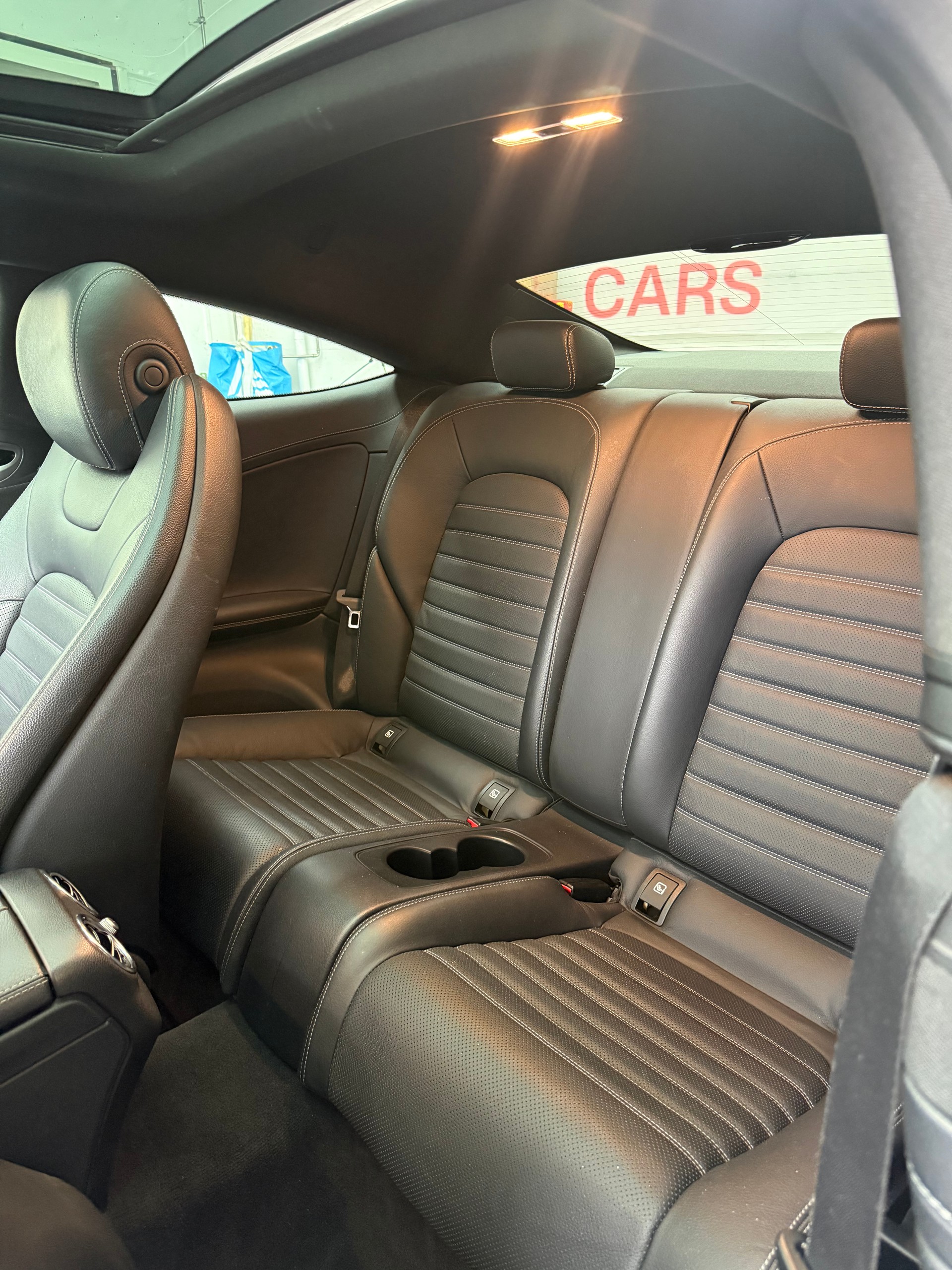 MERCEDES-BENZ C 300 AMG Line Coupé 7G-tronic-image-5