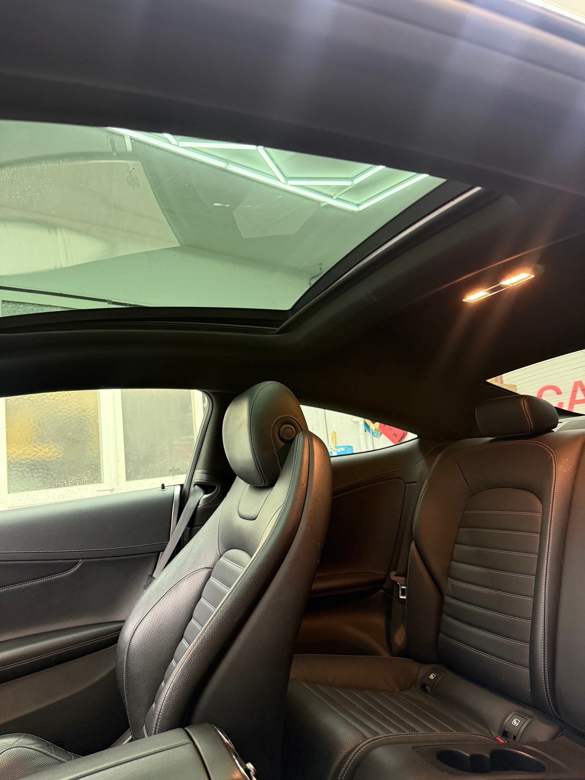 MERCEDES-BENZ C 300 AMG Line Coupé 7G-tronic-image-7