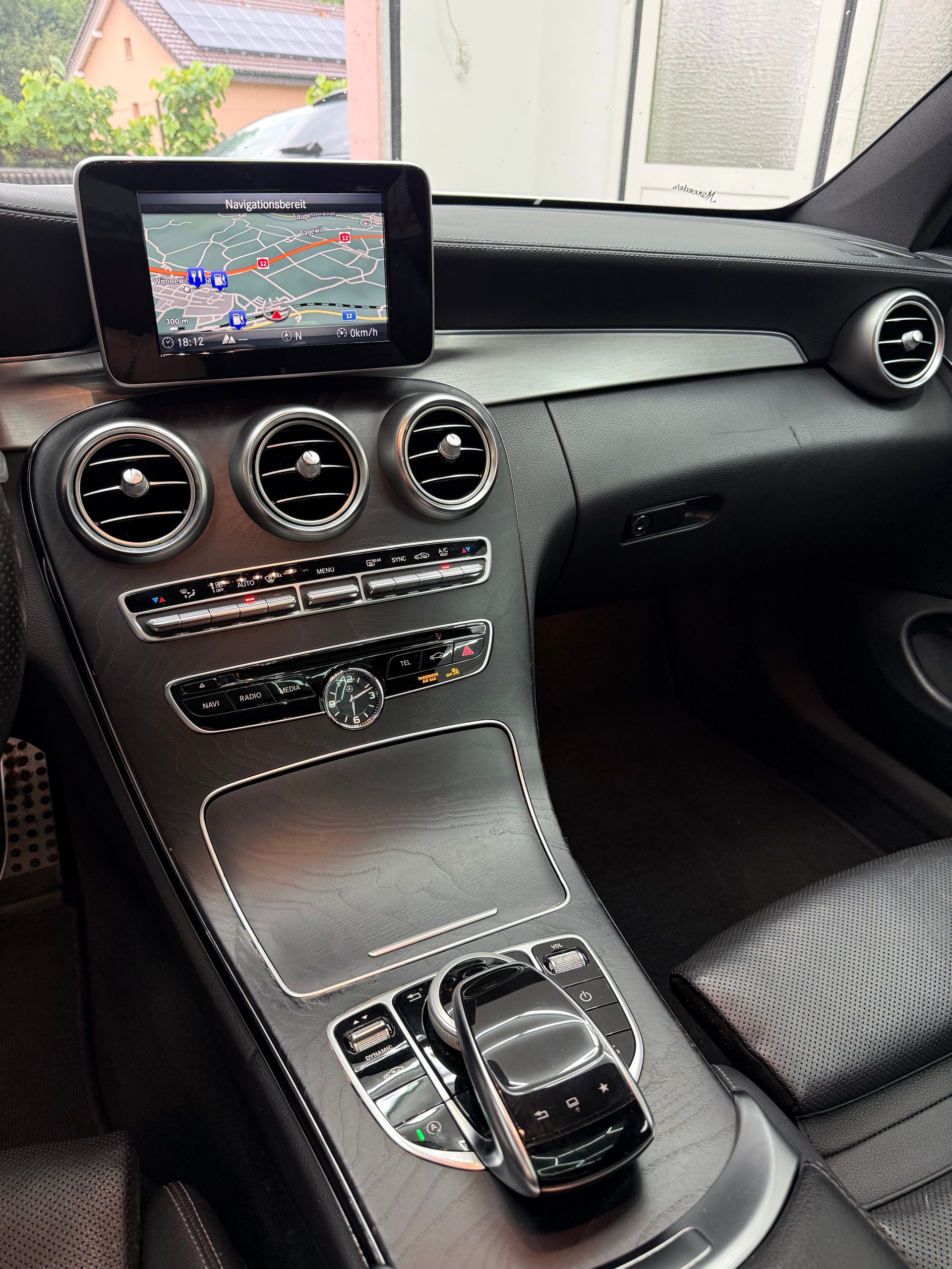 MERCEDES-BENZ C 300 AMG Line Coupé 7G-tronic-image-10