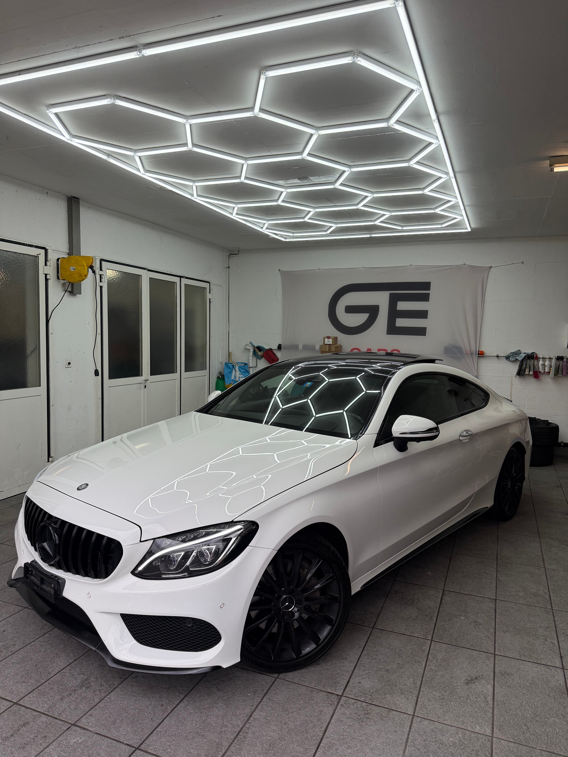 MERCEDES-BENZ C 300 AMG Line Coupé 7G-tronic