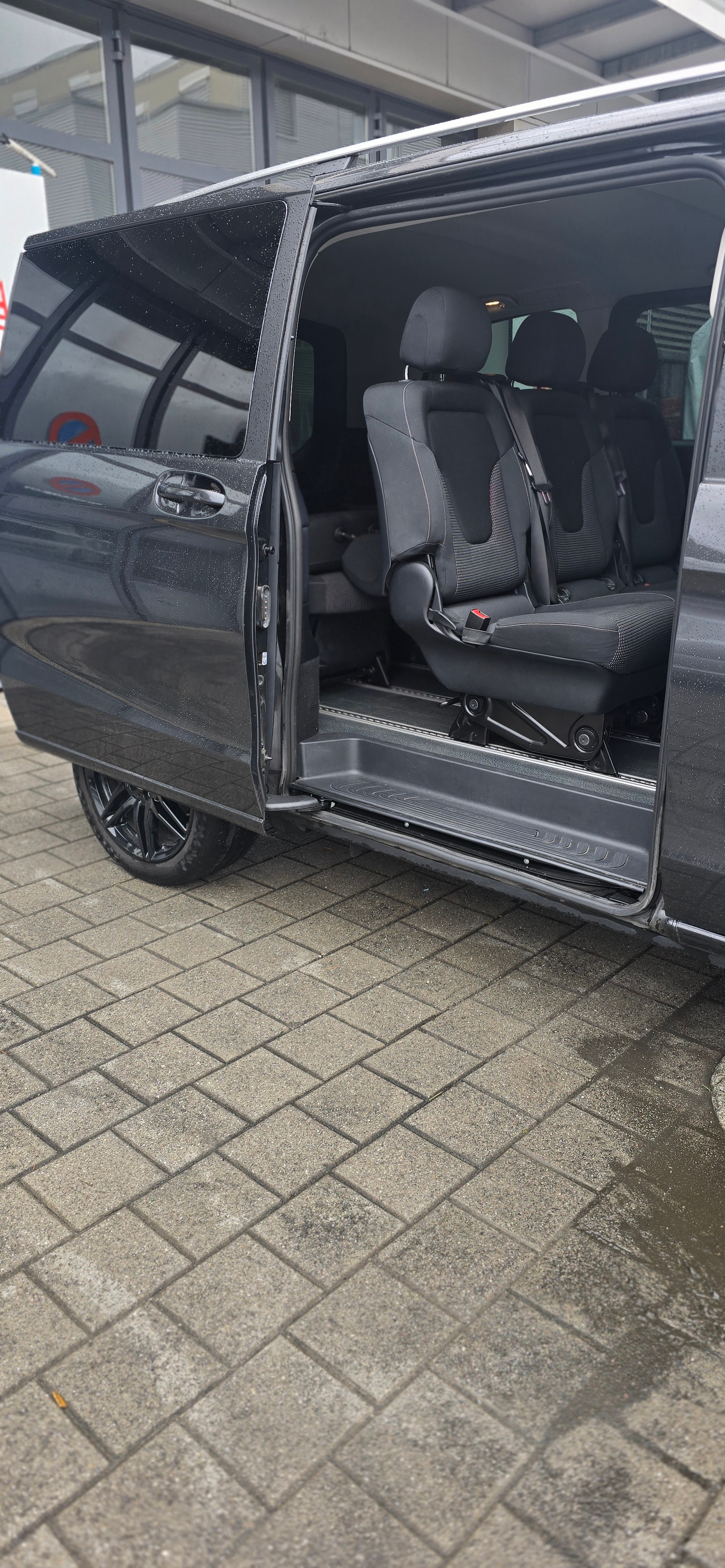 MERCEDES-BENZ V 250 d kompakt Avantgarde 4Matic 9G-Tronic-image-1
