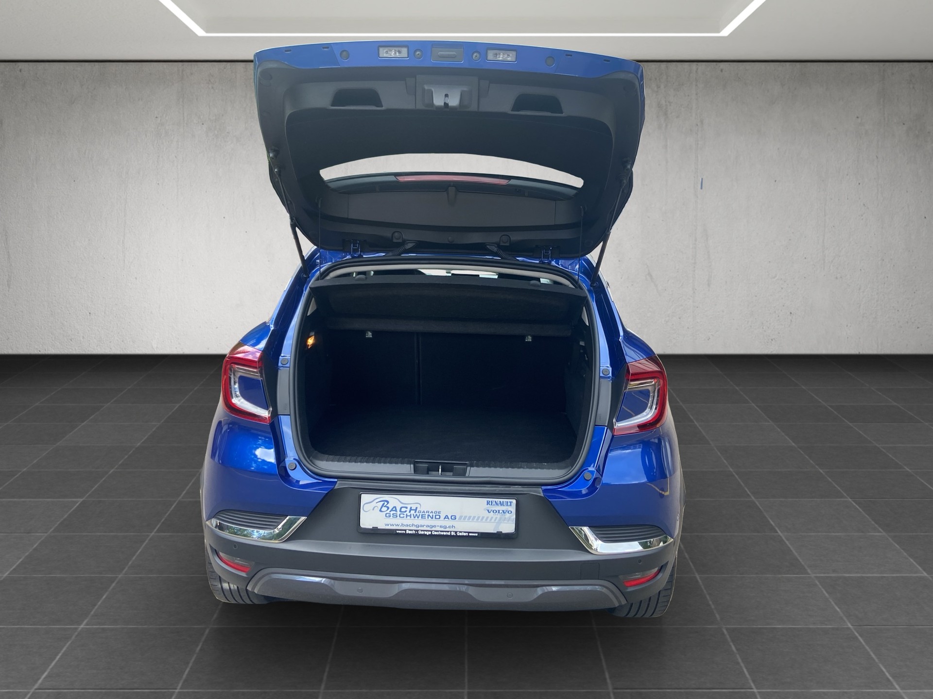 RENAULT Captur 1.6 E-Tech Initiale Paris DHT-image-13