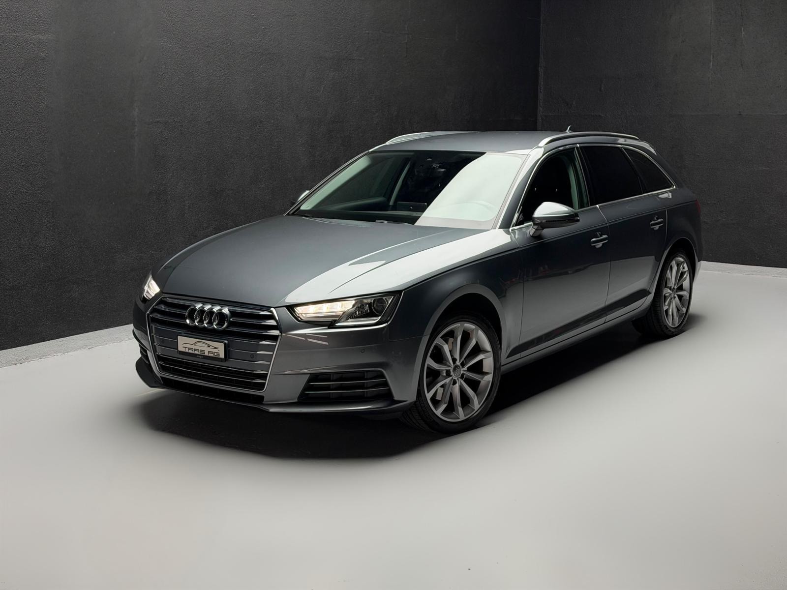 AUDI A4 Avant 2.0 TFSI Sport S-tronic • Virtual Cockpit