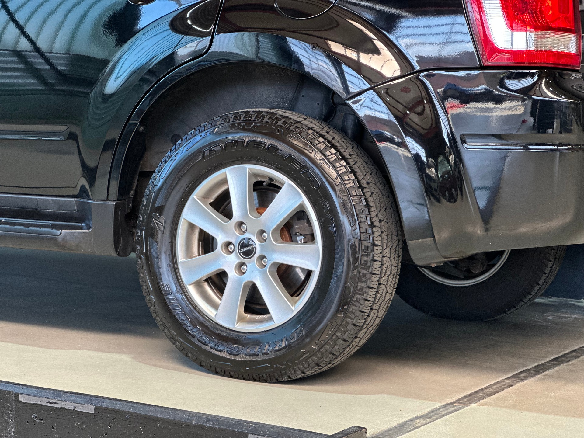 FORD ESCAPE Hybrid-image-19