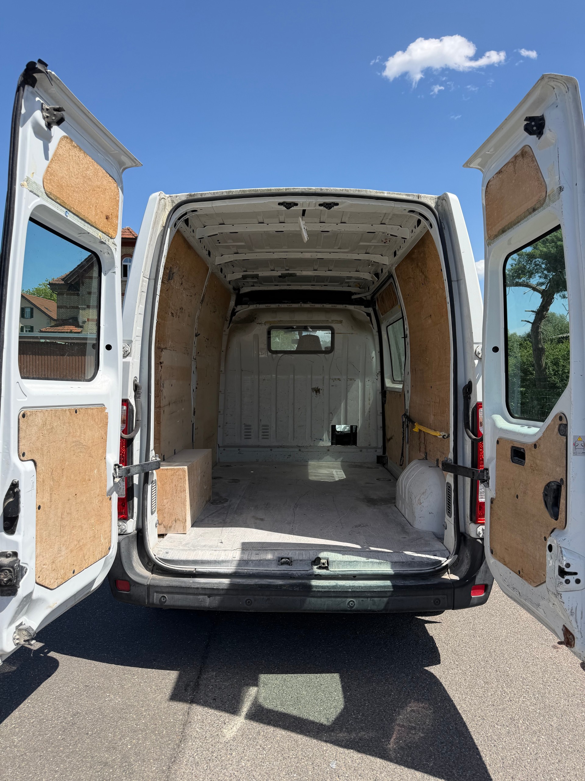 RENAULT Master T35 2.3dCi L3H2 klima-image-9