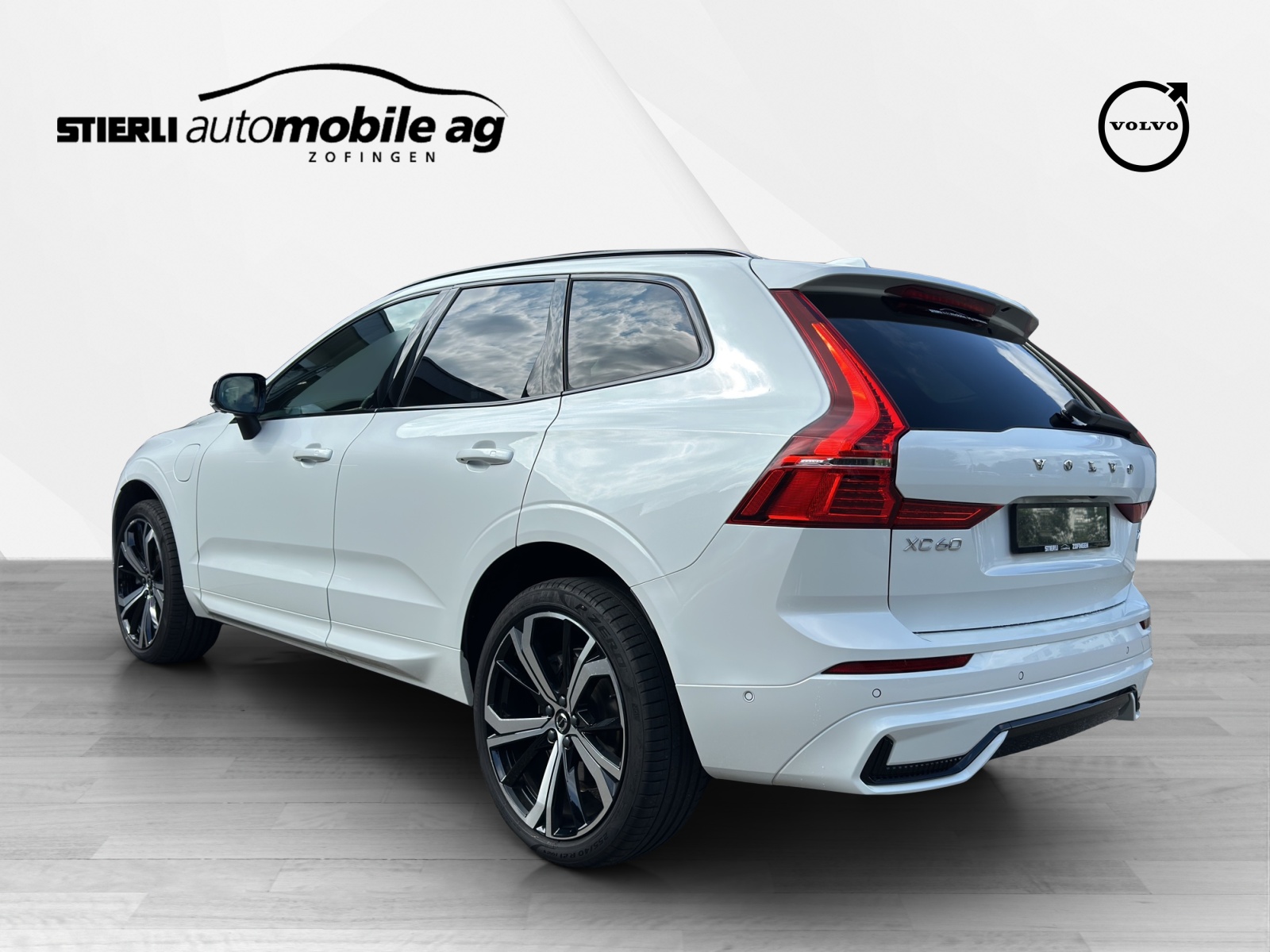VOLVO XC60 2.0 T6 TE Ultra Dark eAWD-image-6