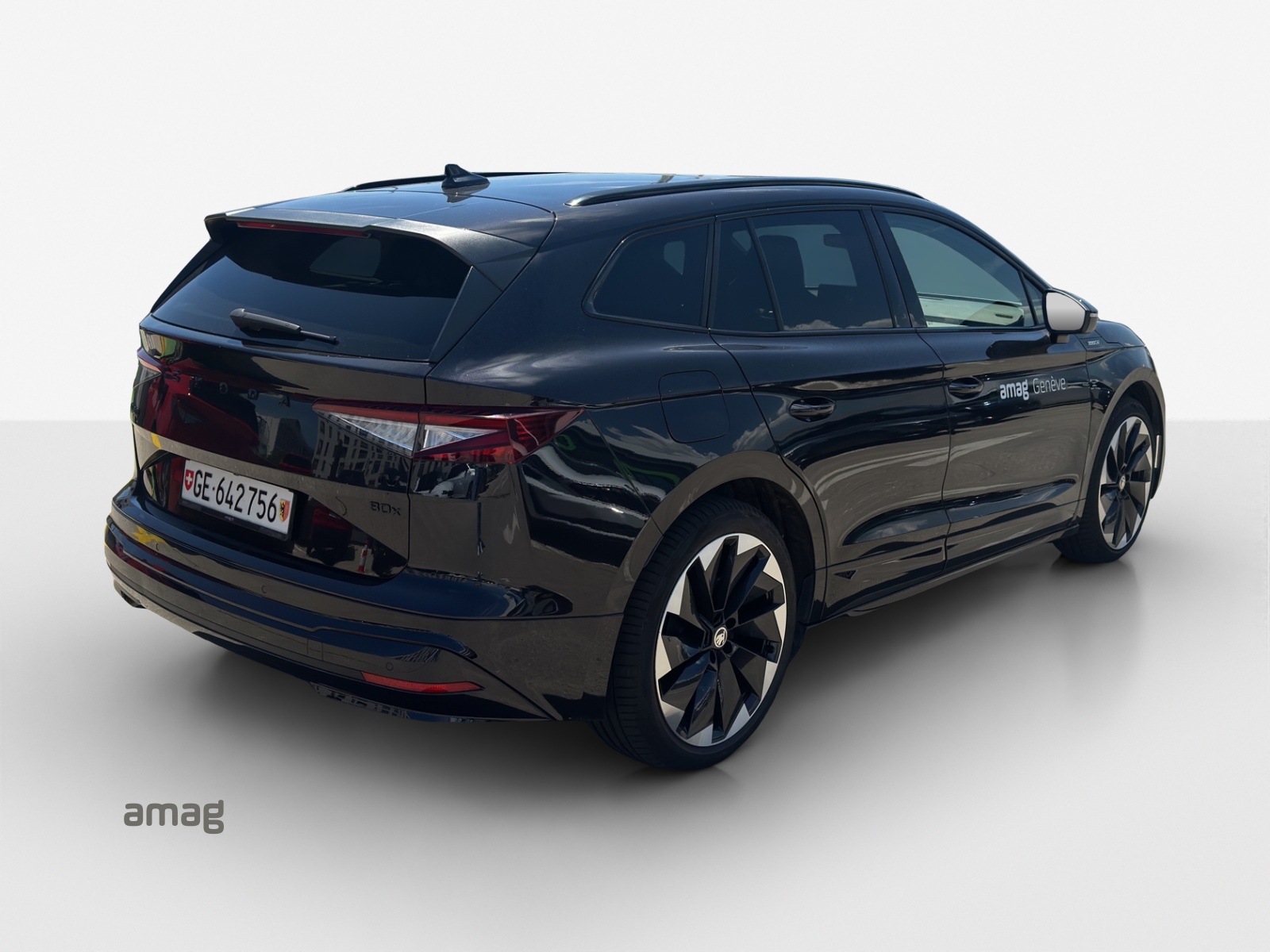 SKODA Enyaq iV 80x SportLine-image-4