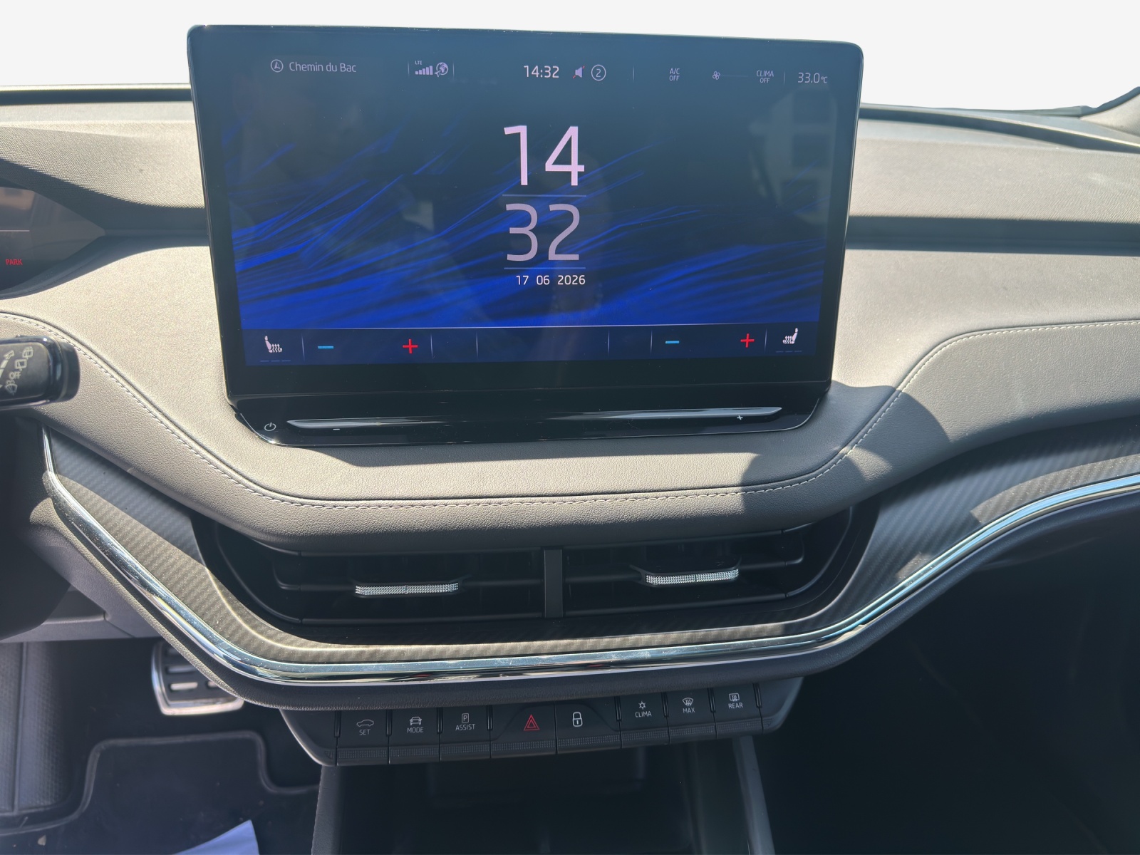 SKODA Enyaq iV 80x SportLine-image-10