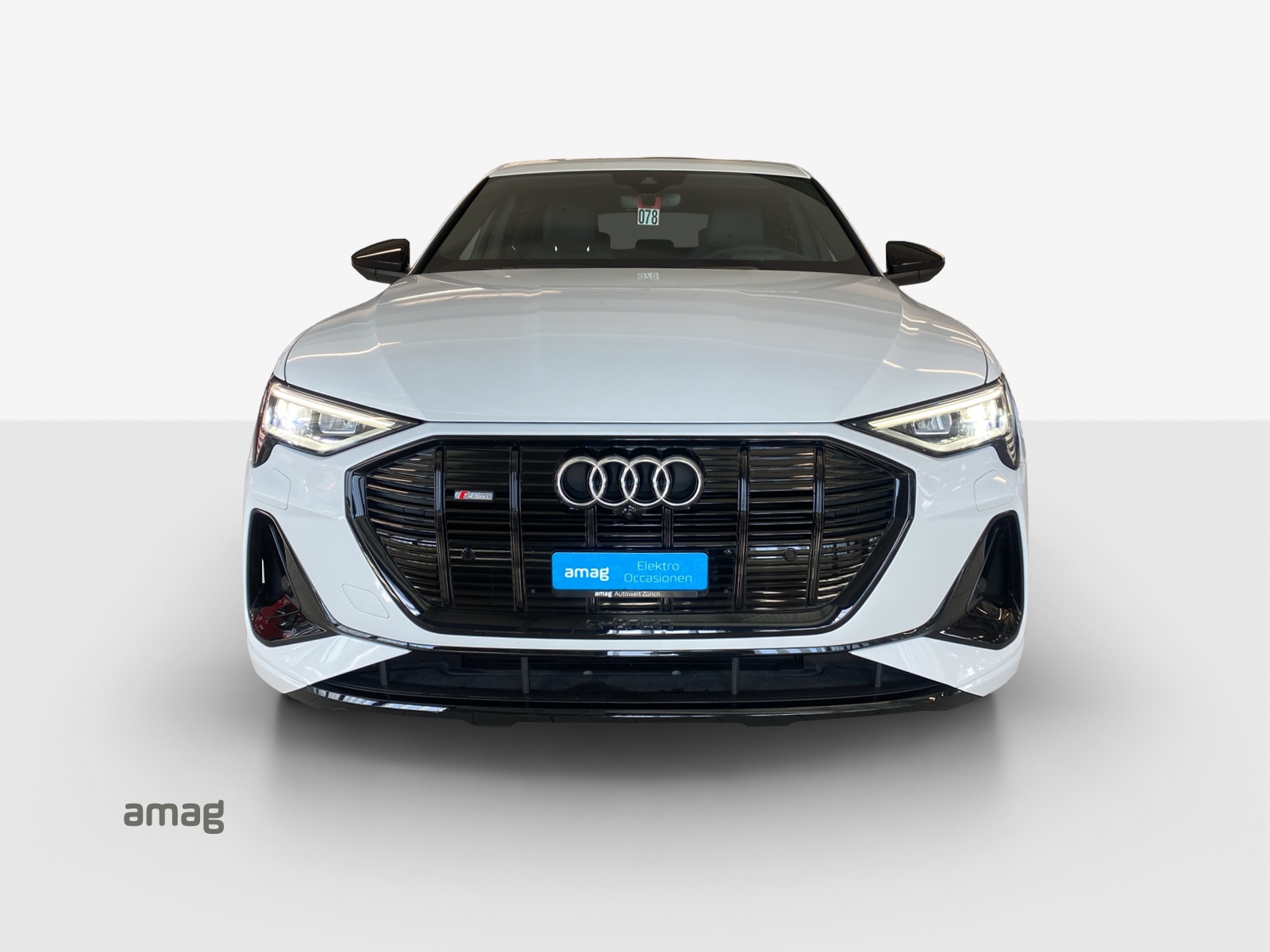 AUDI e-tron 55 Sportback S Line quattro-image-7