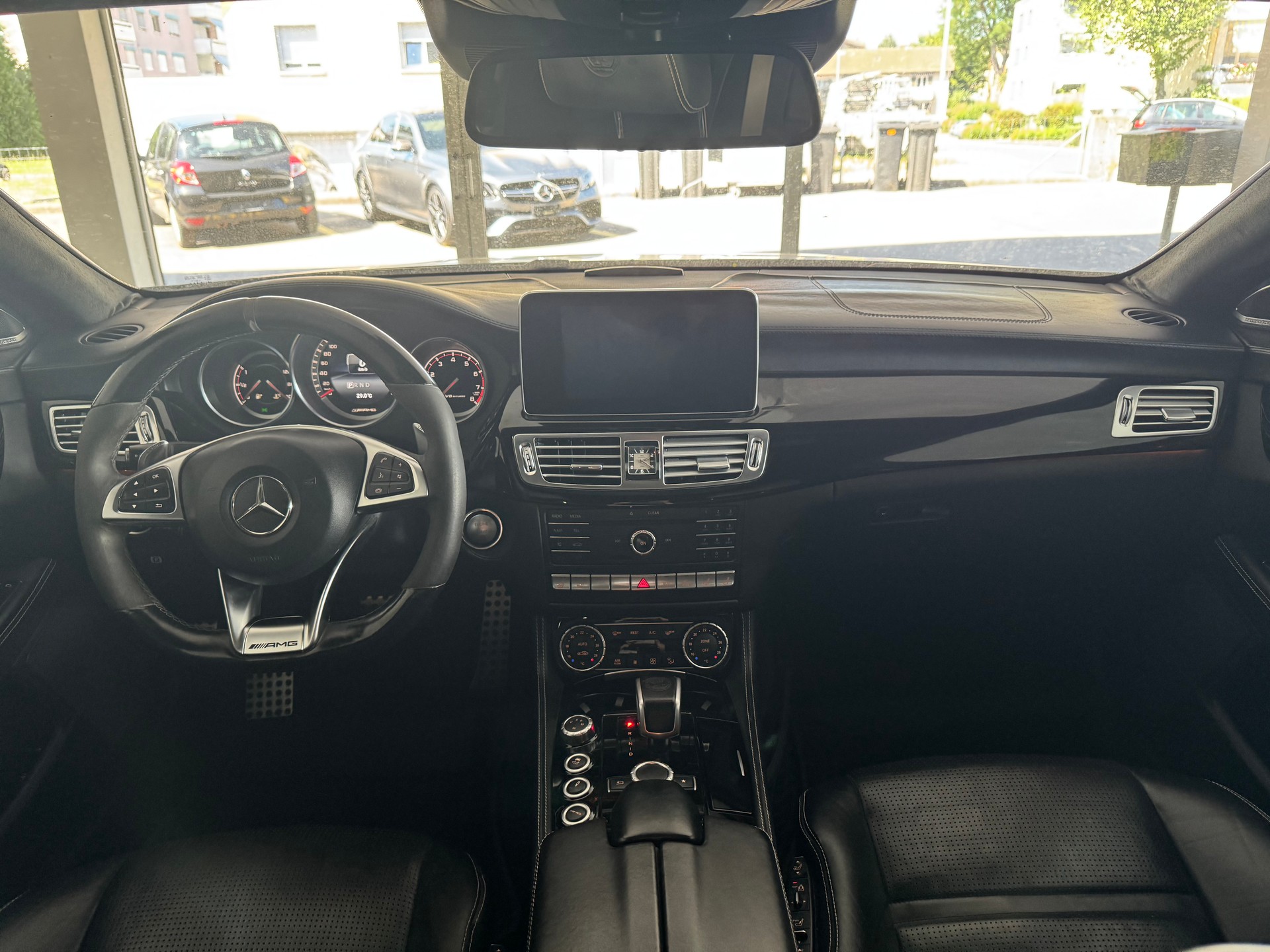 MERCEDES-BENZ CLS 63 AMG S 4Matic Speedshift MCT-image-14