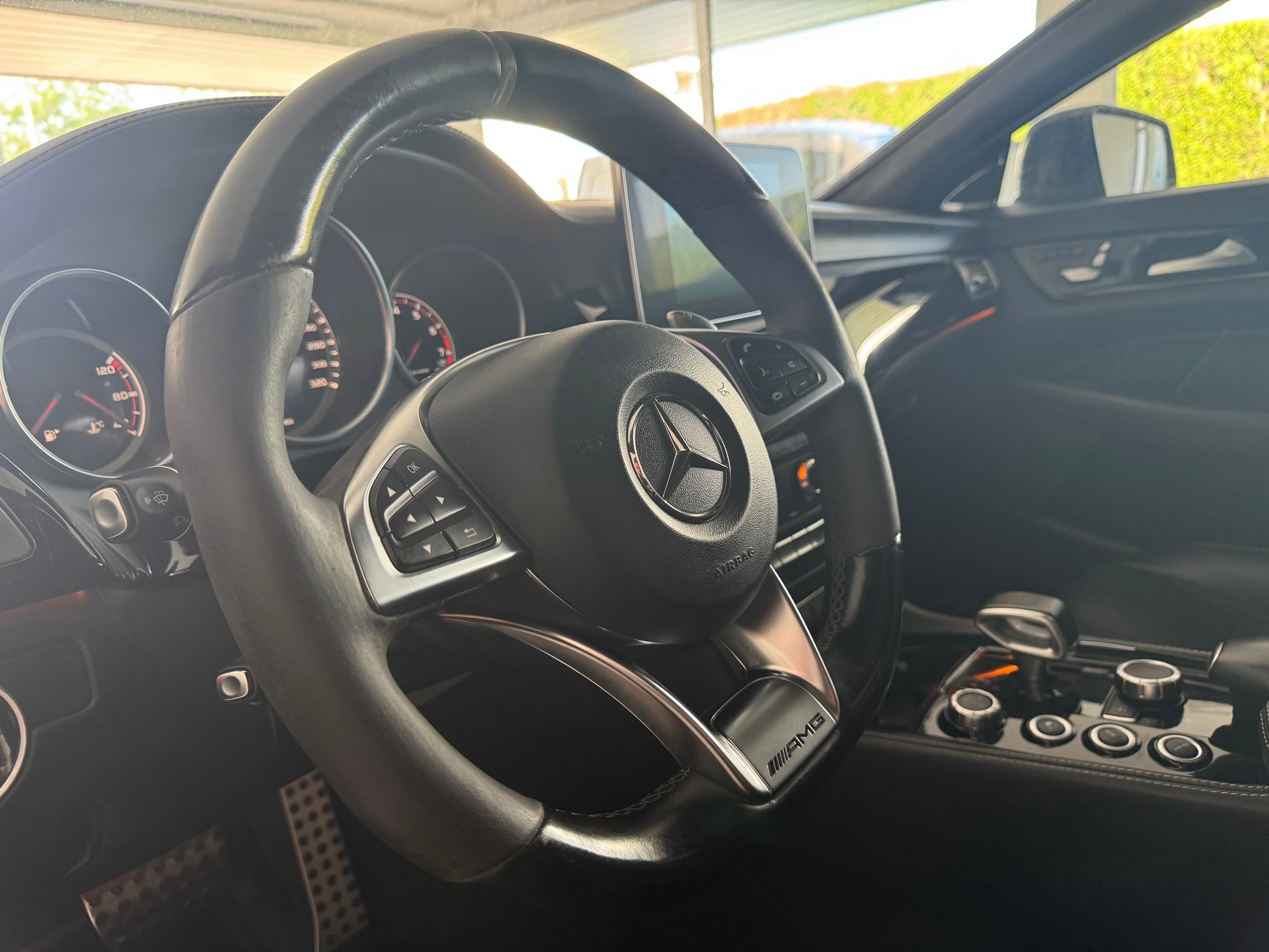MERCEDES-BENZ CLS 63 AMG S 4Matic Speedshift MCT-image-13