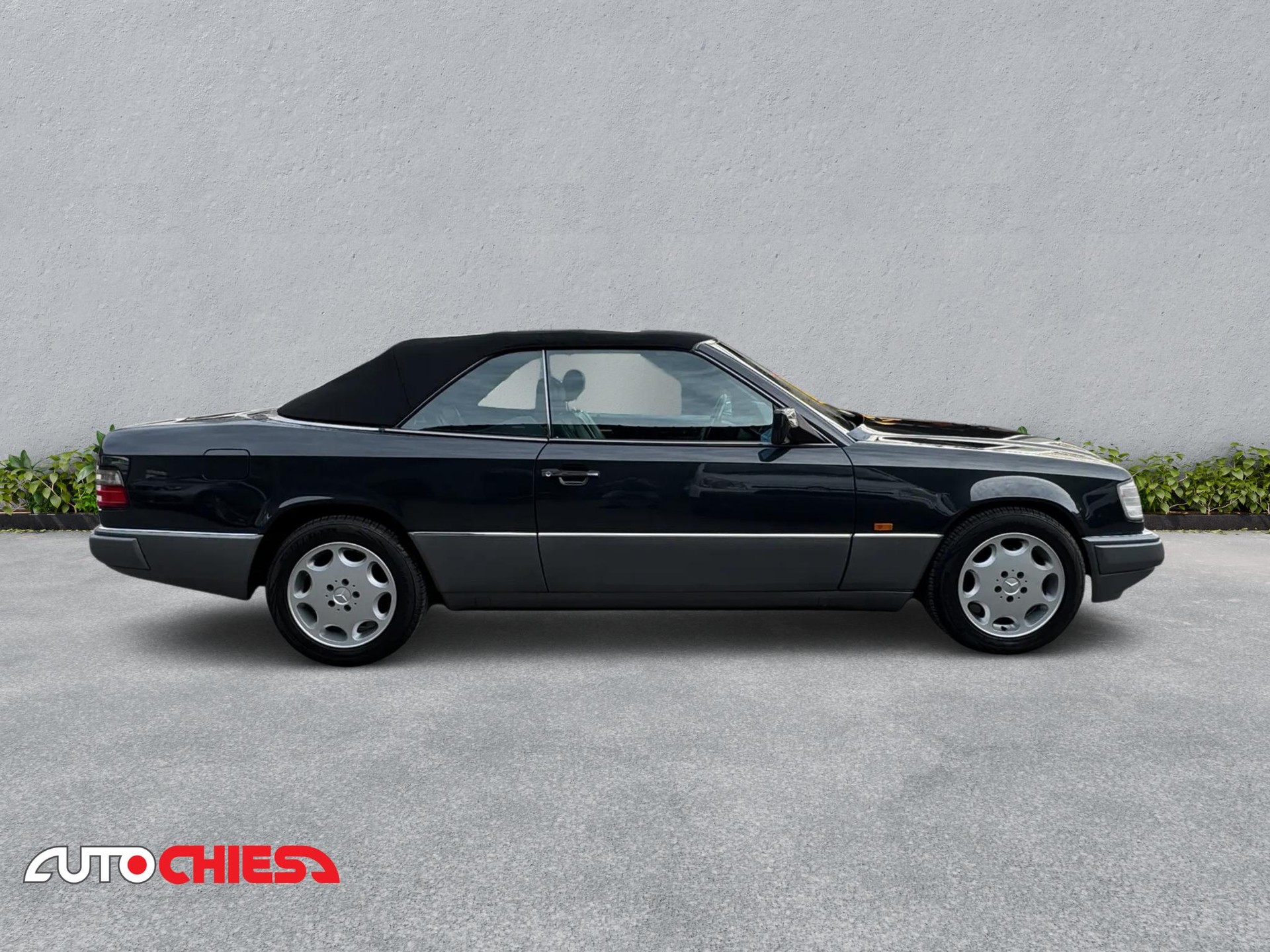 MERCEDES-BENZ A124 Cabriolet 300 CE-24-image-7