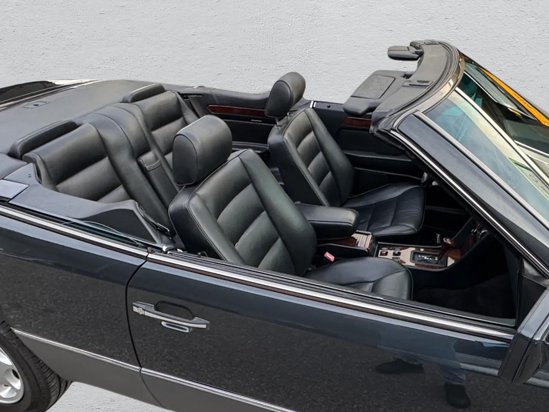 MERCEDES-BENZ A124 Cabriolet 300 CE-24-image-11