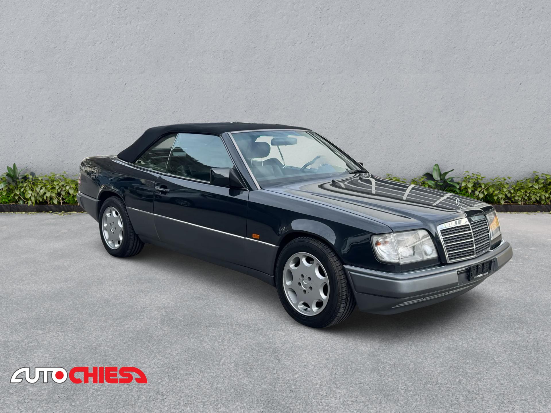 MERCEDES-BENZ A124 Cabriolet 300 CE-24