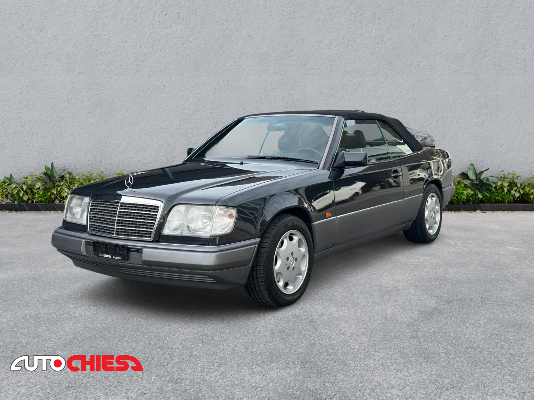 MERCEDES-BENZ A124 Cabriolet 300 CE-24-showroom-element-2
