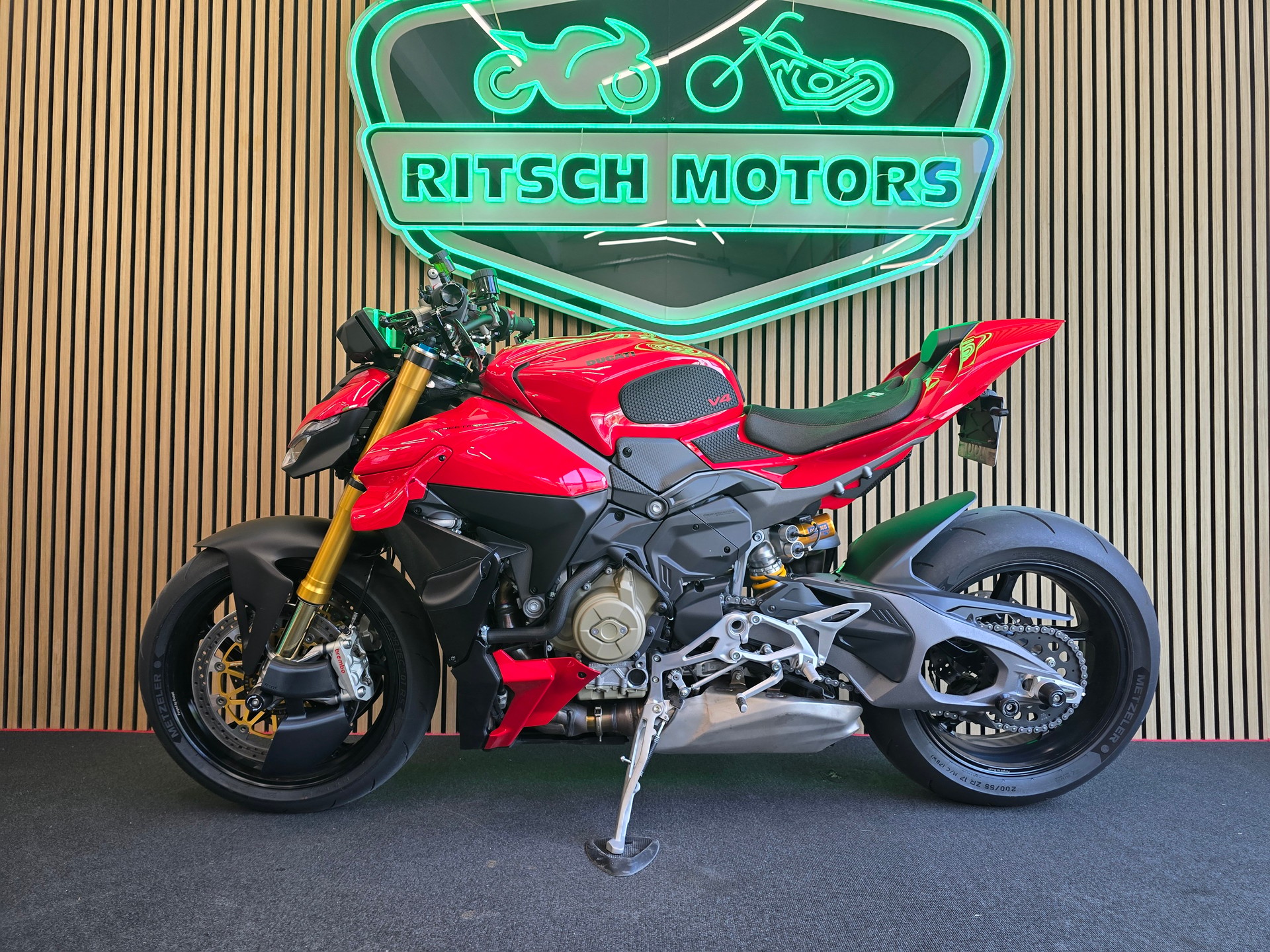 DUCATI STREETFIGHTER V4 S-image-4