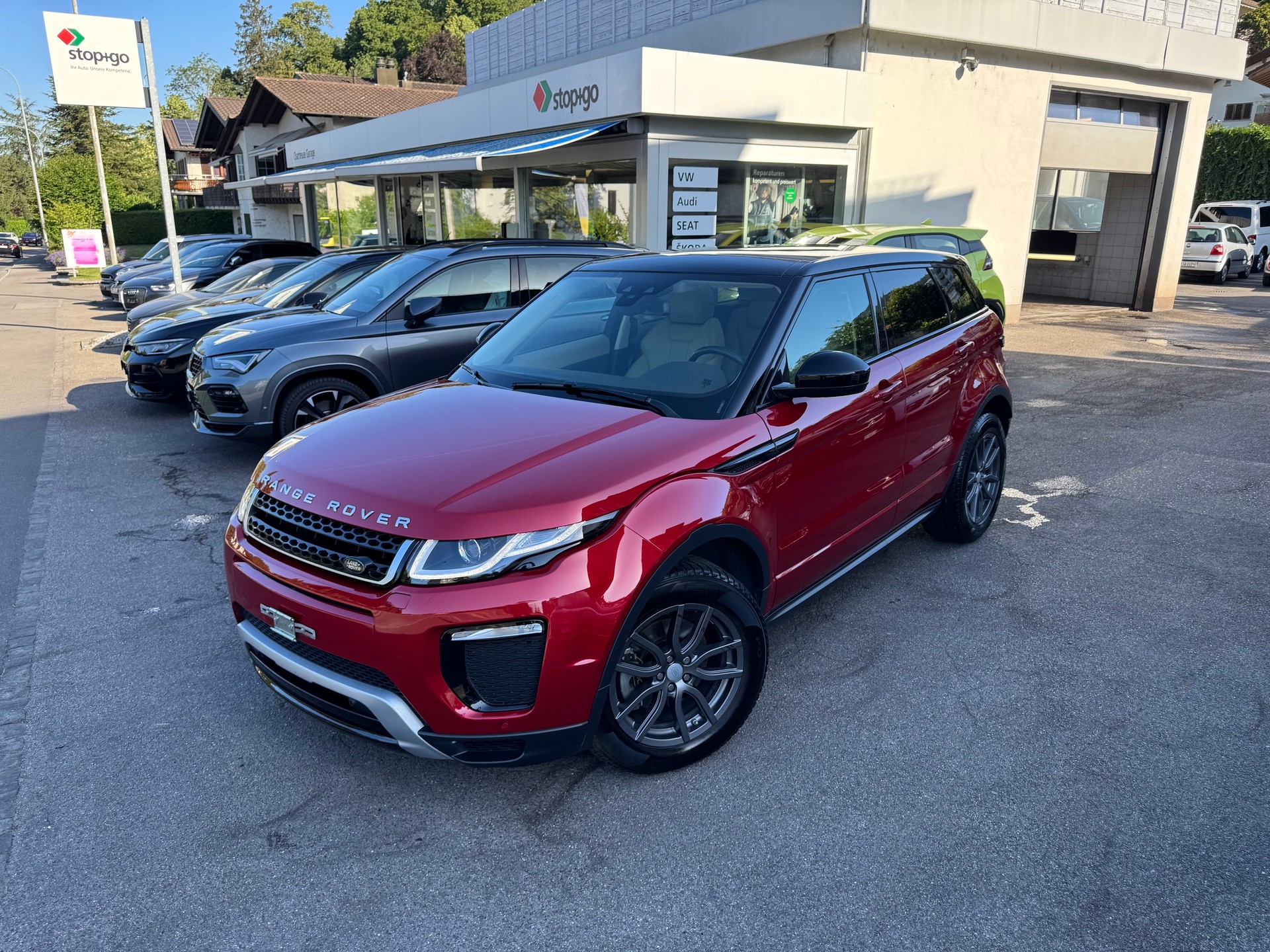 LAND ROVER Range Rover Evoque 2.0 Si4 SE Dynamic AT9-image-0