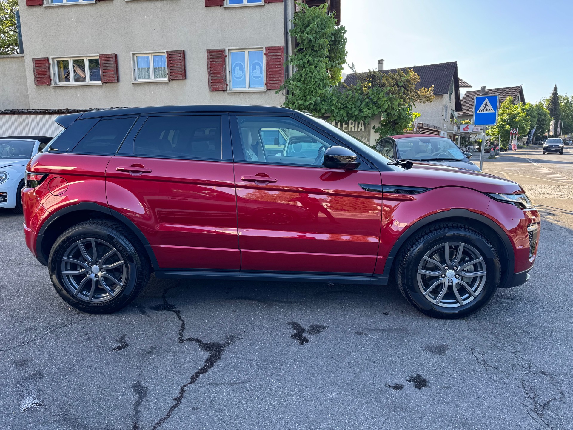 LAND ROVER Range Rover Evoque 2.0 Si4 SE Dynamic AT9-image-5