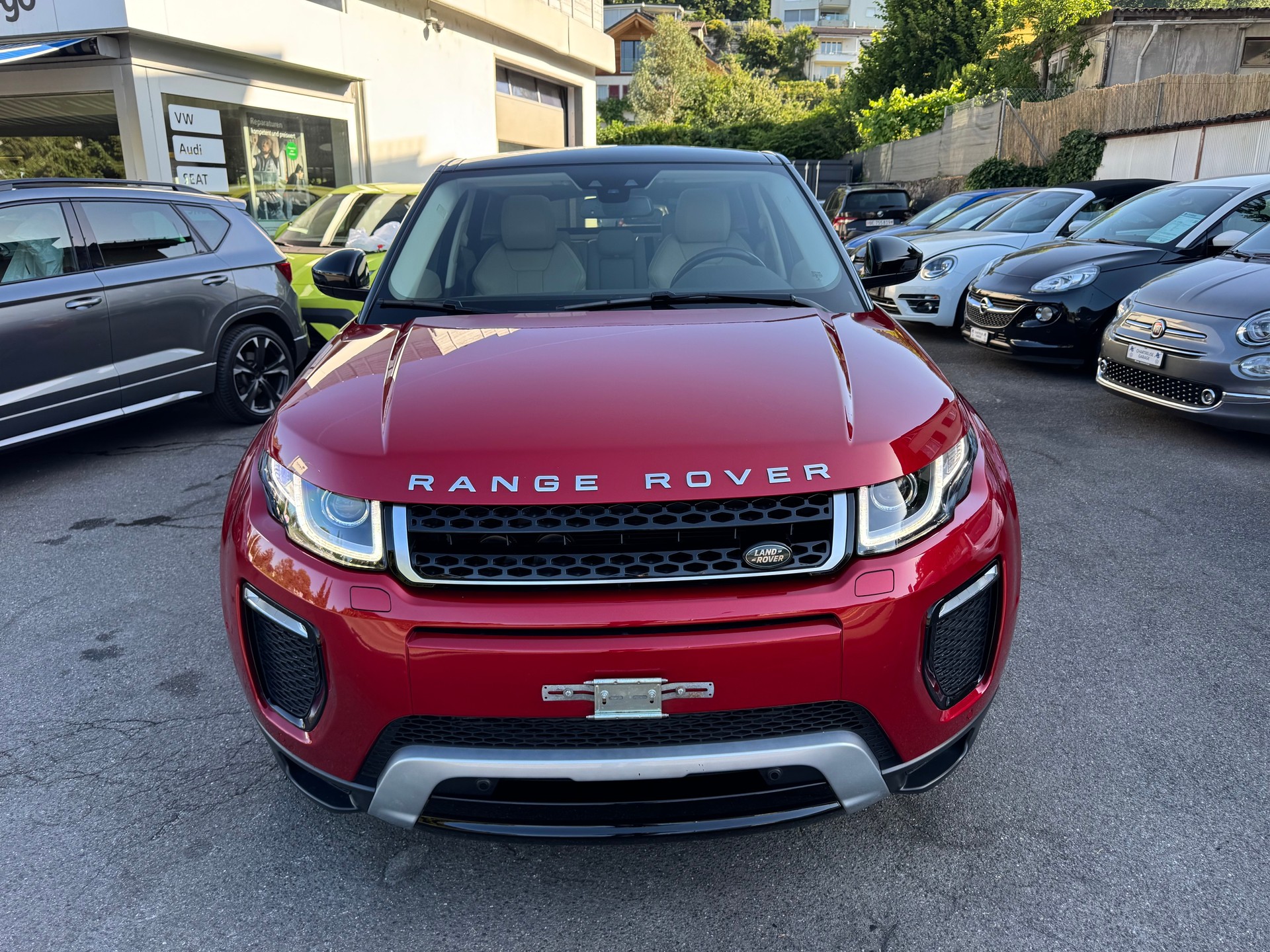 LAND ROVER Range Rover Evoque 2.0 Si4 SE Dynamic AT9-image-2