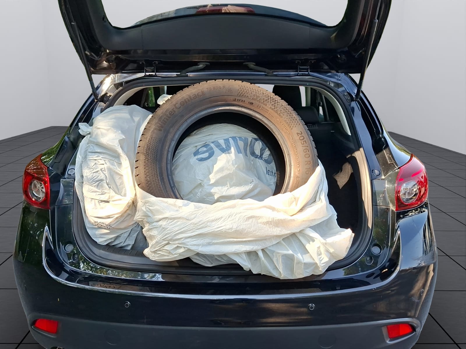 MAZDA 3 2.0 16V Ambition-image-16