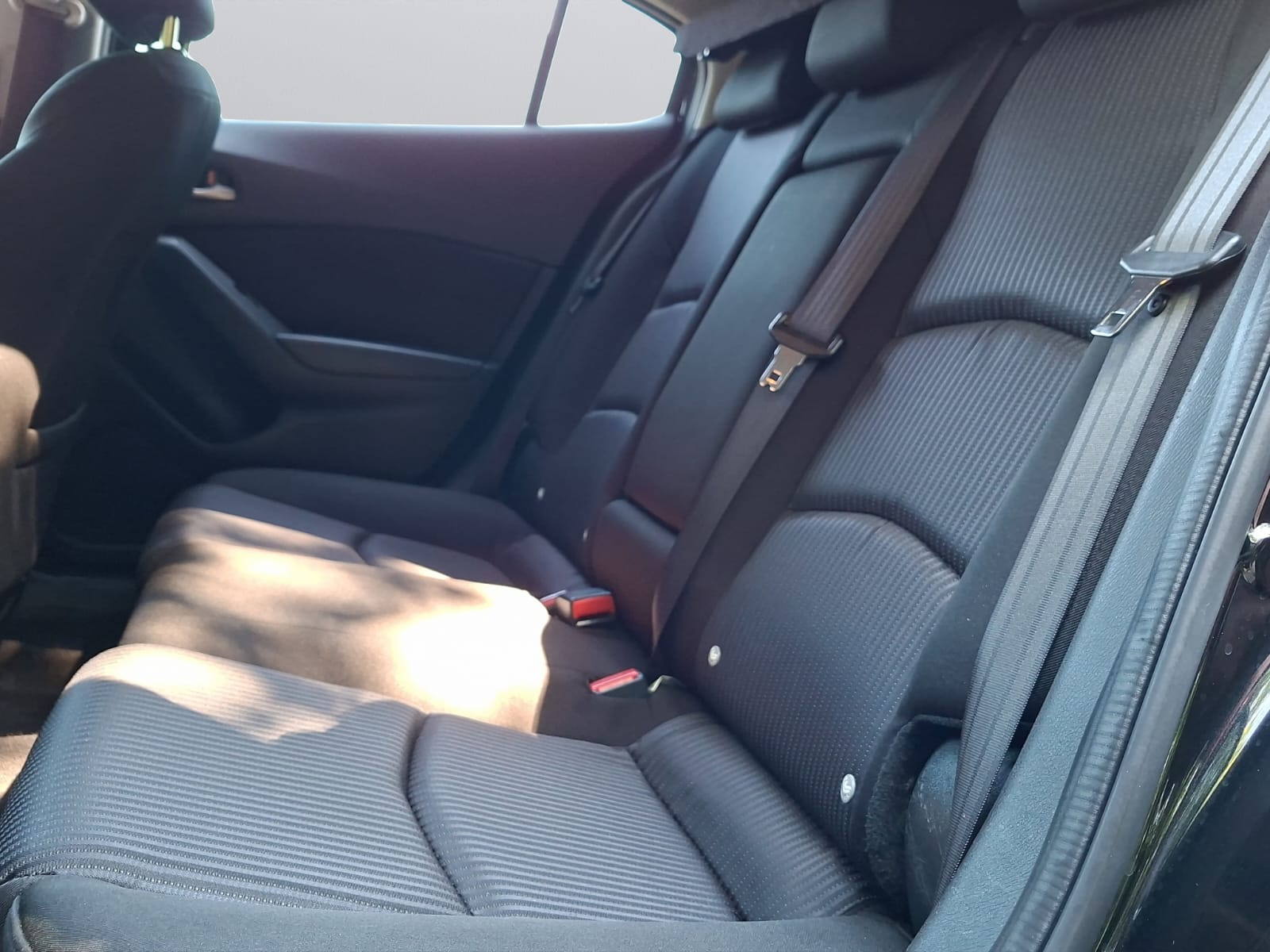 MAZDA 3 2.0 16V Ambition-image-7