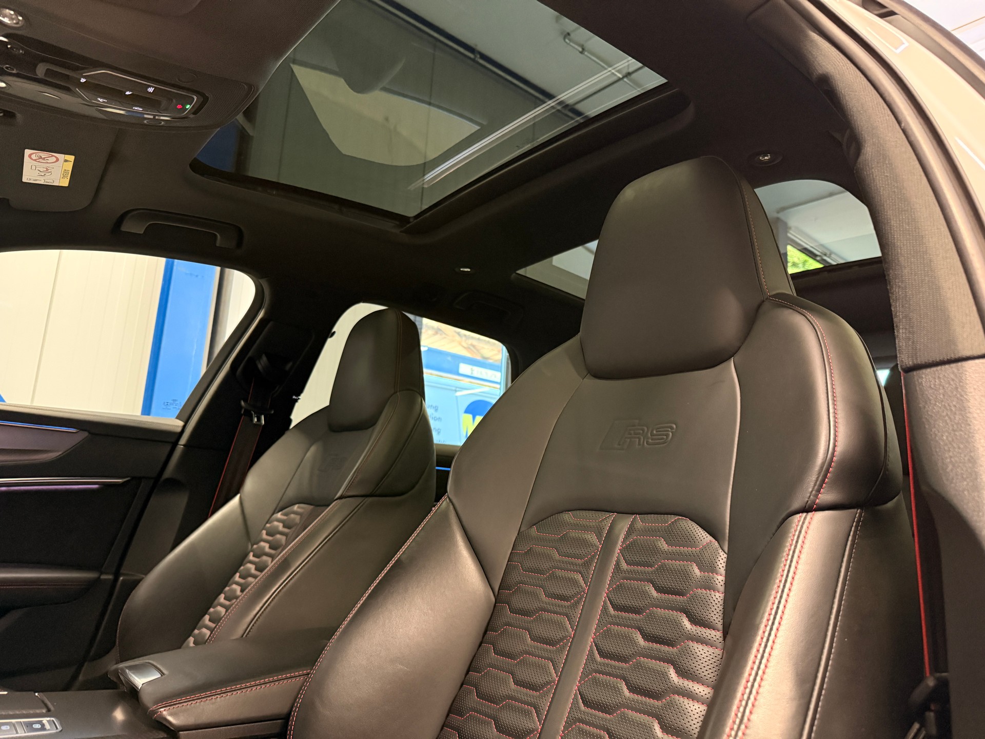AUDI RS6 Avant 4.0 TFSI V8 quattro-image-12