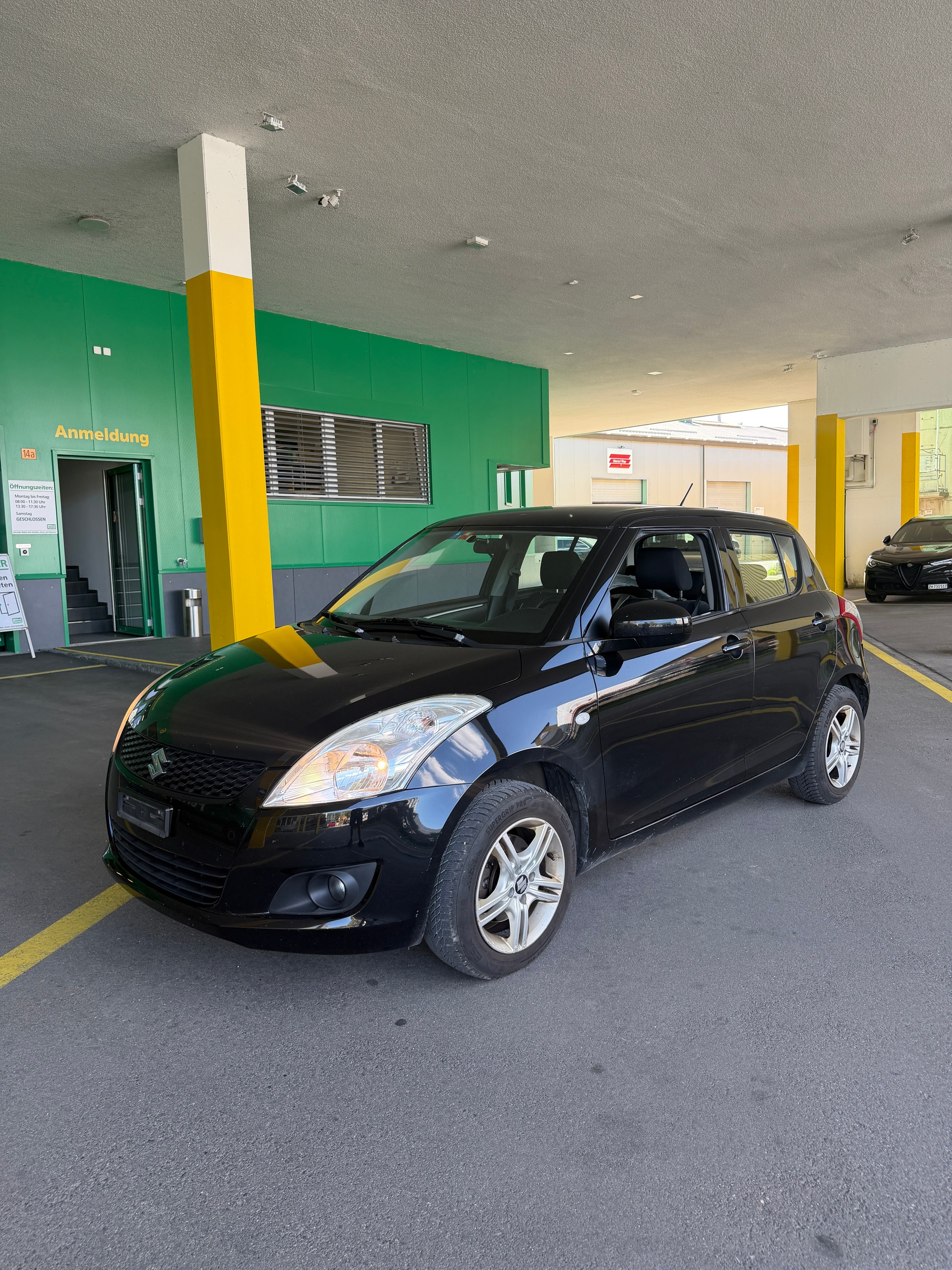 SUZUKI Swift 1.2i 16V GL 4x4-image-2