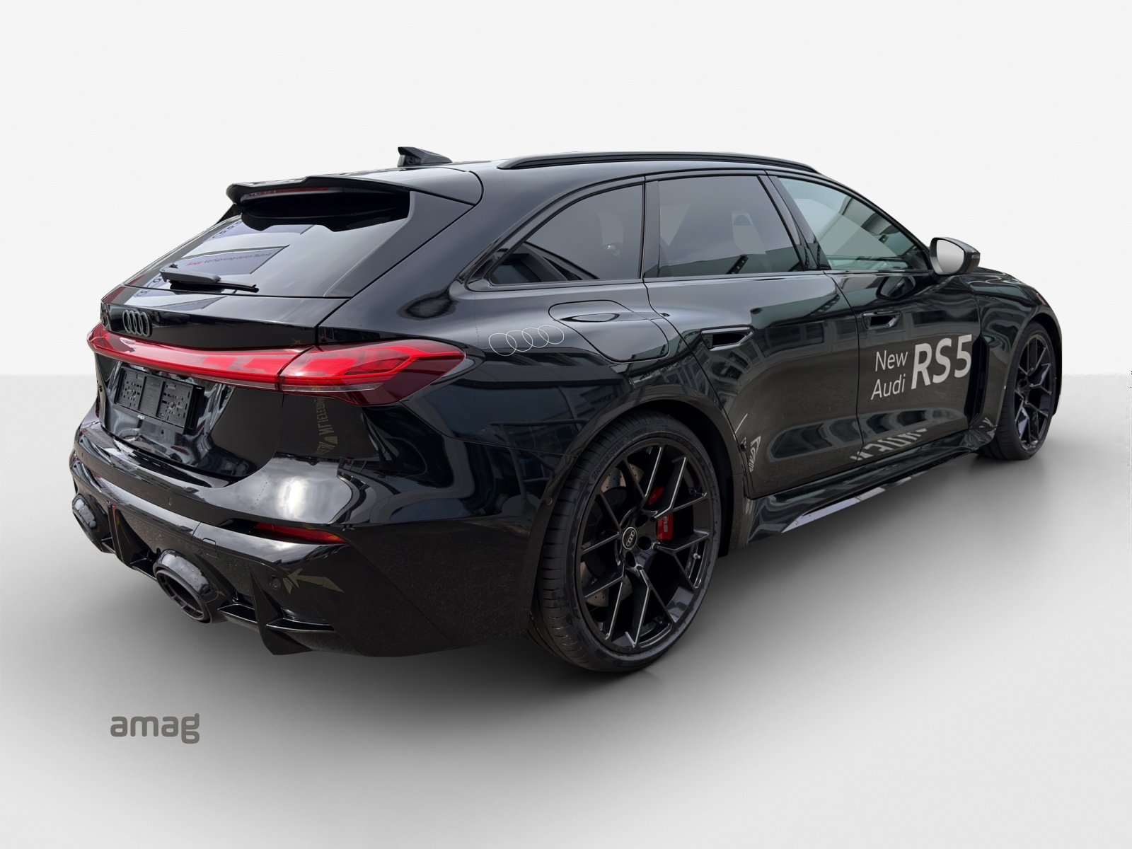AUDI RS 5 Avant TFSI 470 kW Tiptronic quattro-image-4