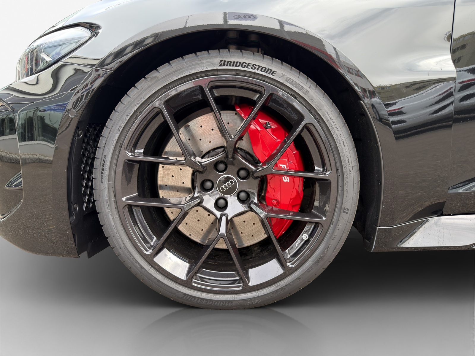 AUDI RS 5 Avant TFSI 470 kW Tiptronic quattro-image-13