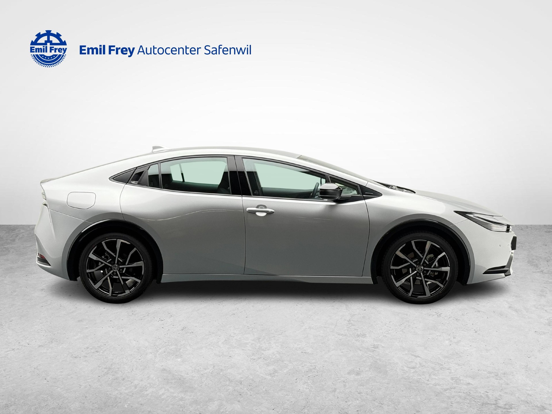 TOYOTA Prius 2.0 Plug-In-Hybrid Style-image-5