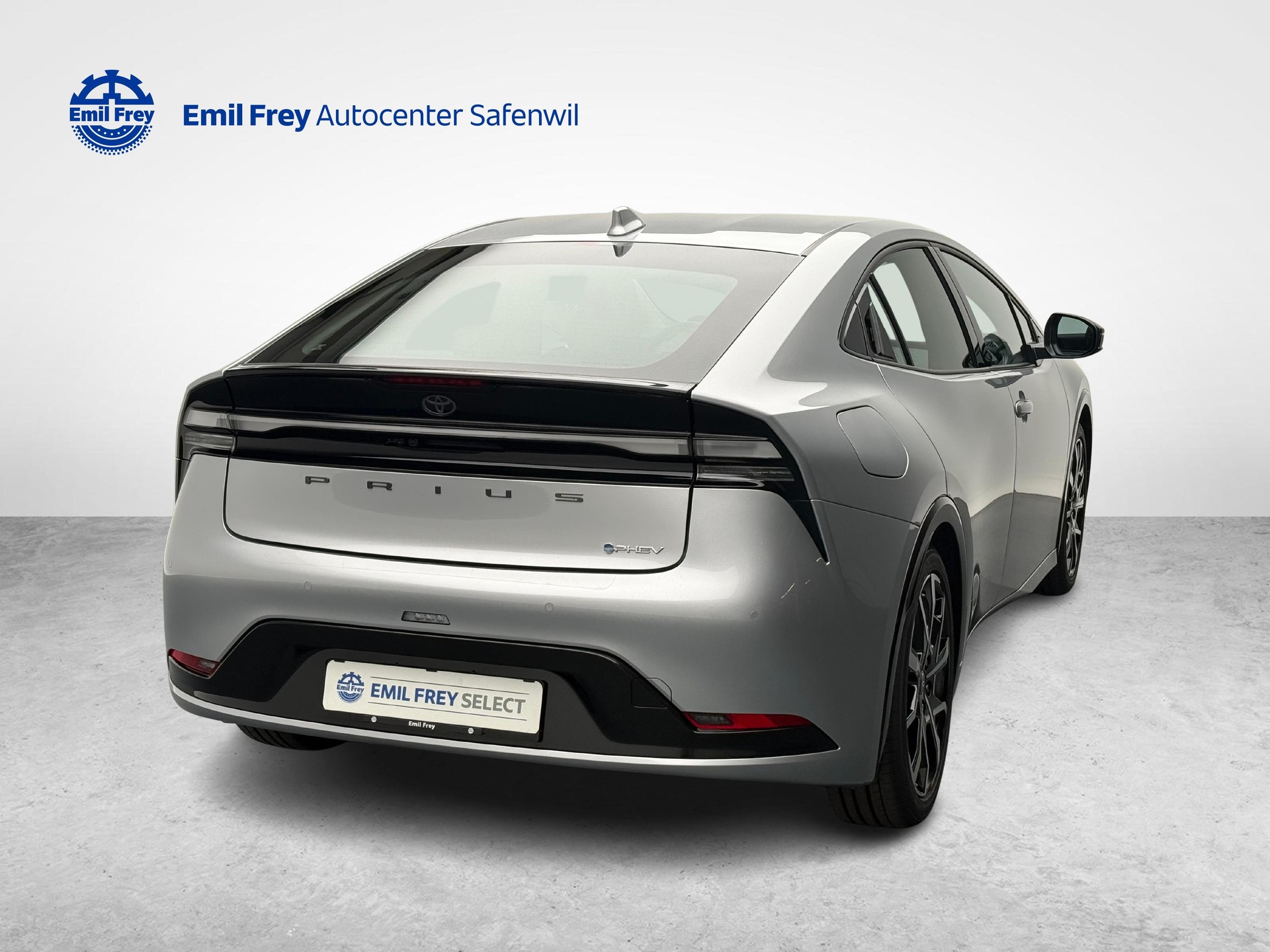 TOYOTA Prius 2.0 Plug-In-Hybrid Style-image-4