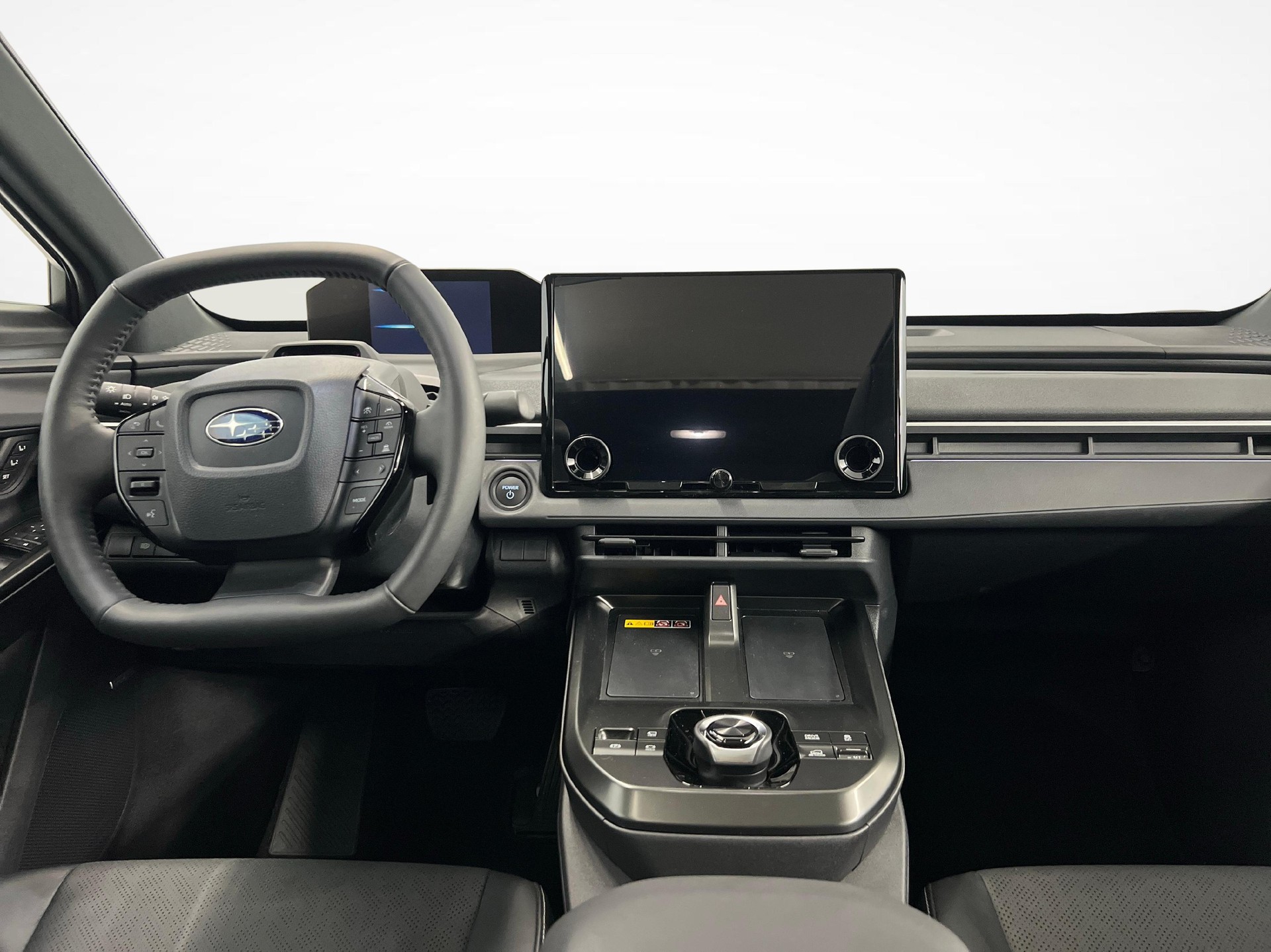 SUBARU Solterra eV Luxury AWD-image-8