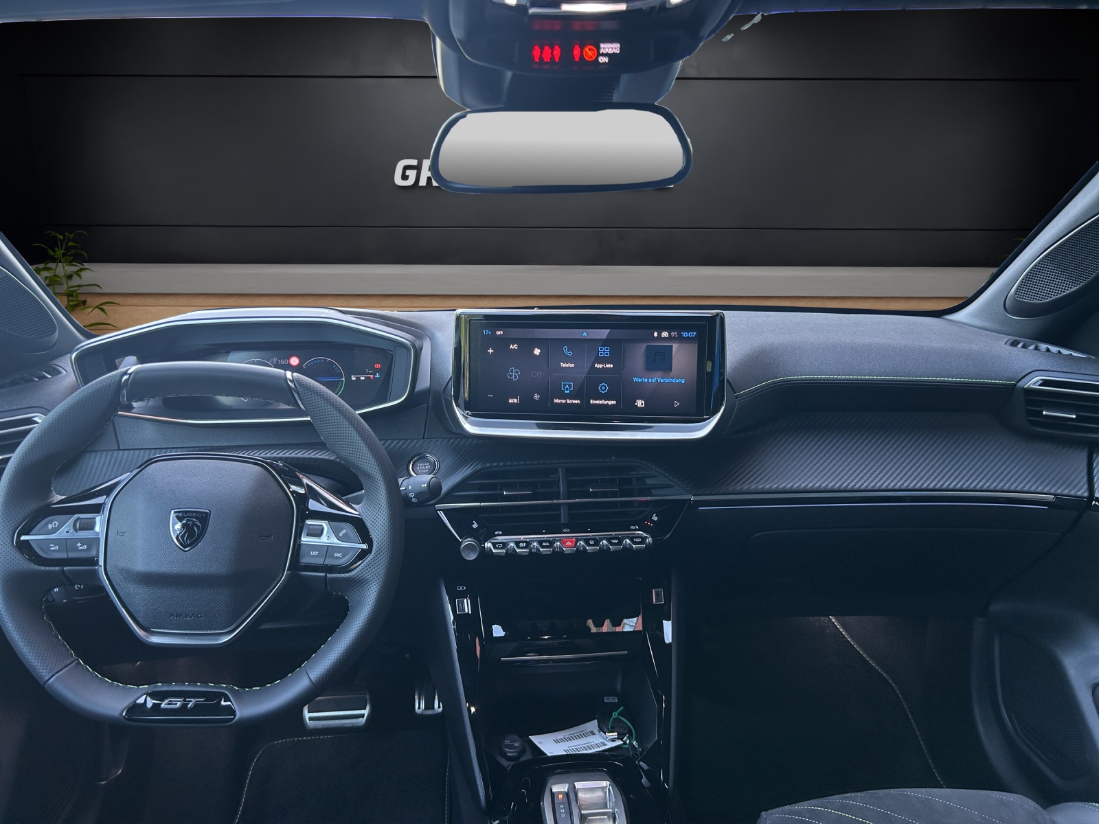 PEUGEOT 208 NEW 1.2 Hybrid 145 GT-image-5