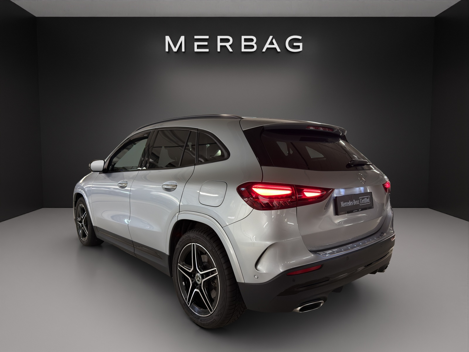 MERCEDES-BENZ GLA 220d 4Matic 8G-DCTSwiss Star-image-5