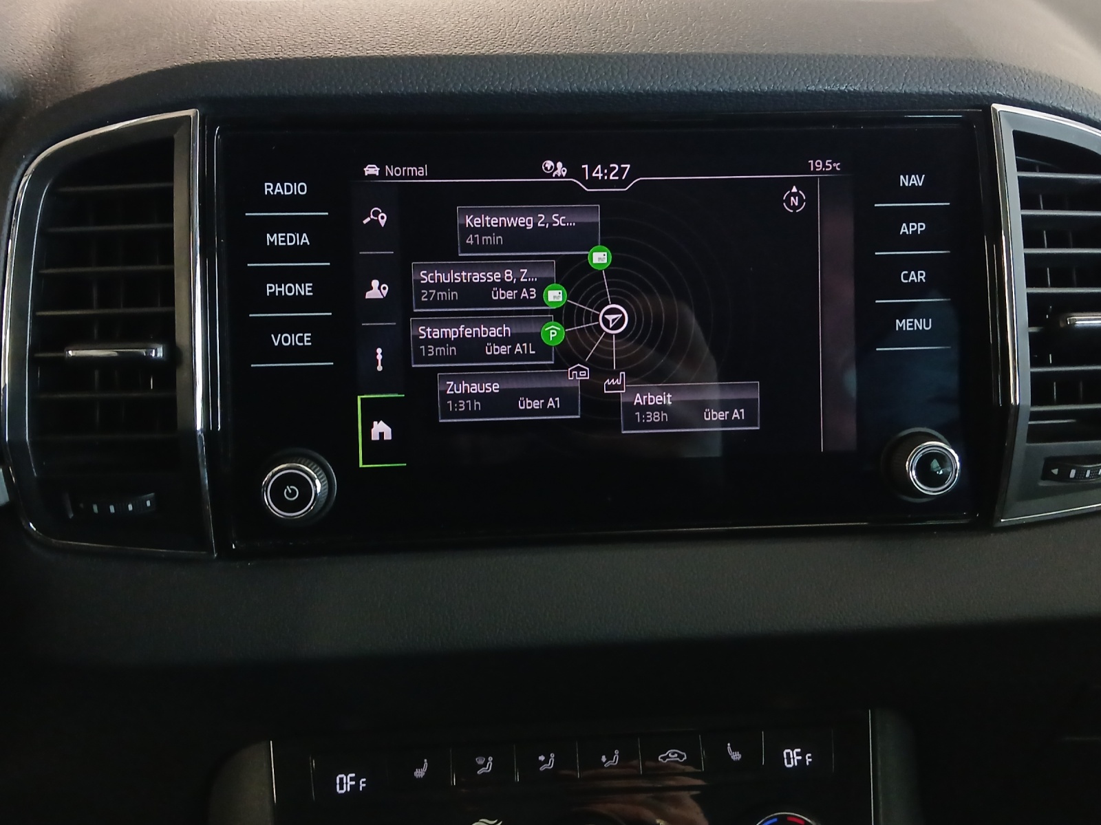 SKODA Karoq 1.5 TSI ACT Drive DSG-image-10