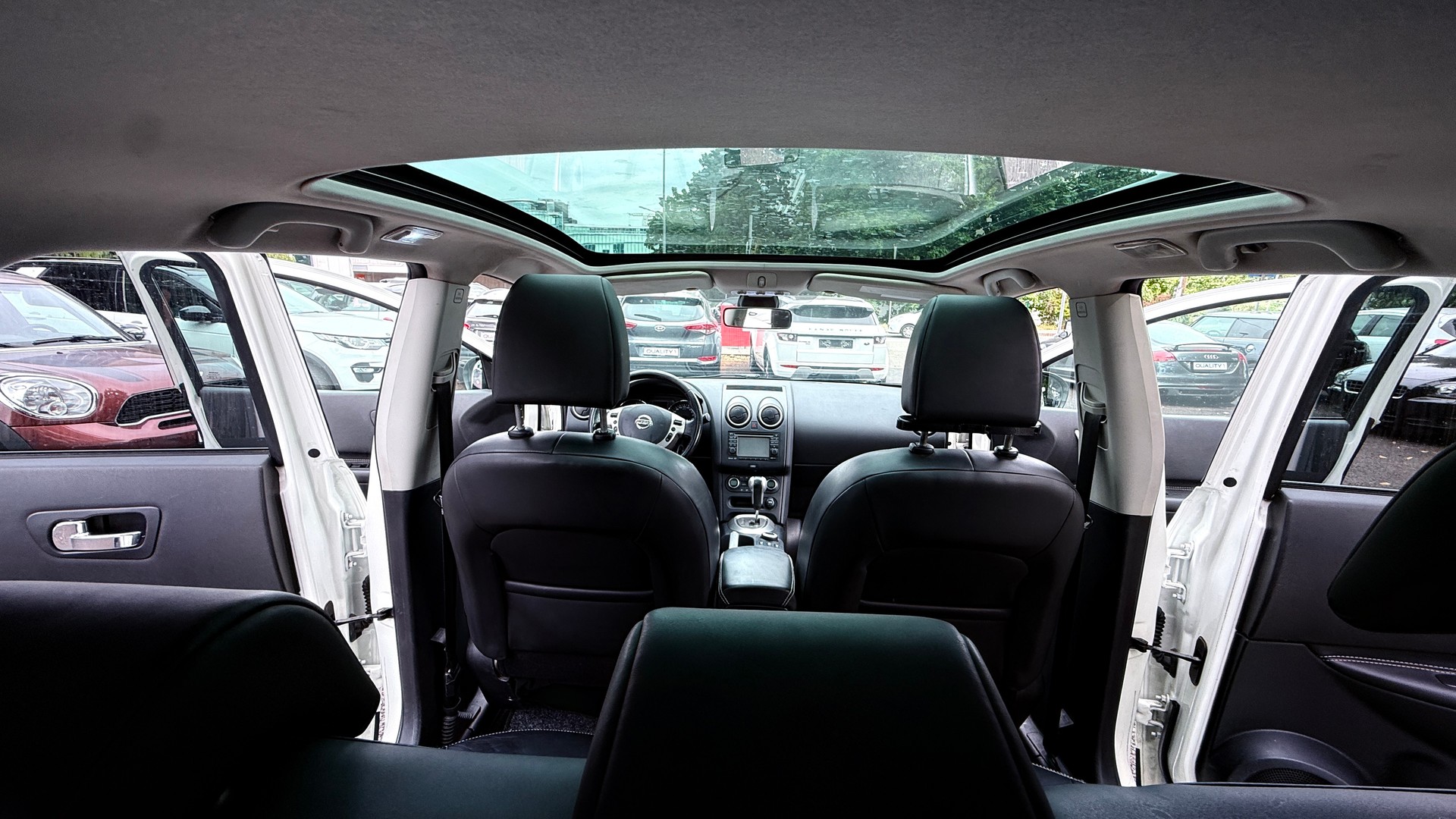 NISSAN Qashqai 2.0 dCi 4WD tekna Automatic-image-7