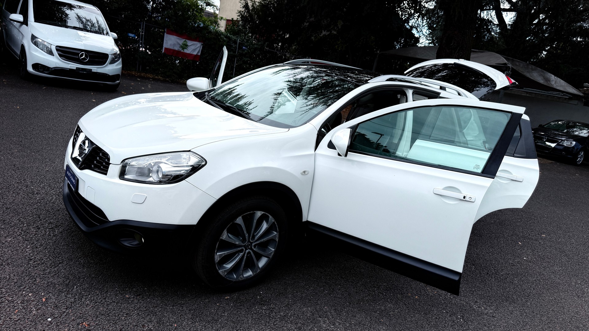 NISSAN Qashqai 2.0 dCi 4WD tekna Automatic-image-14
