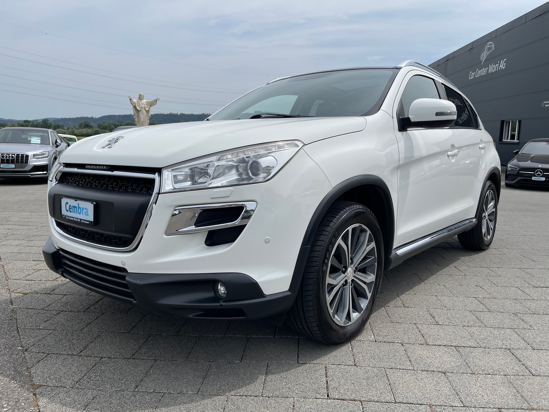 PEUGEOT 4008 1.6 HDi Allure 4WD-image-1
