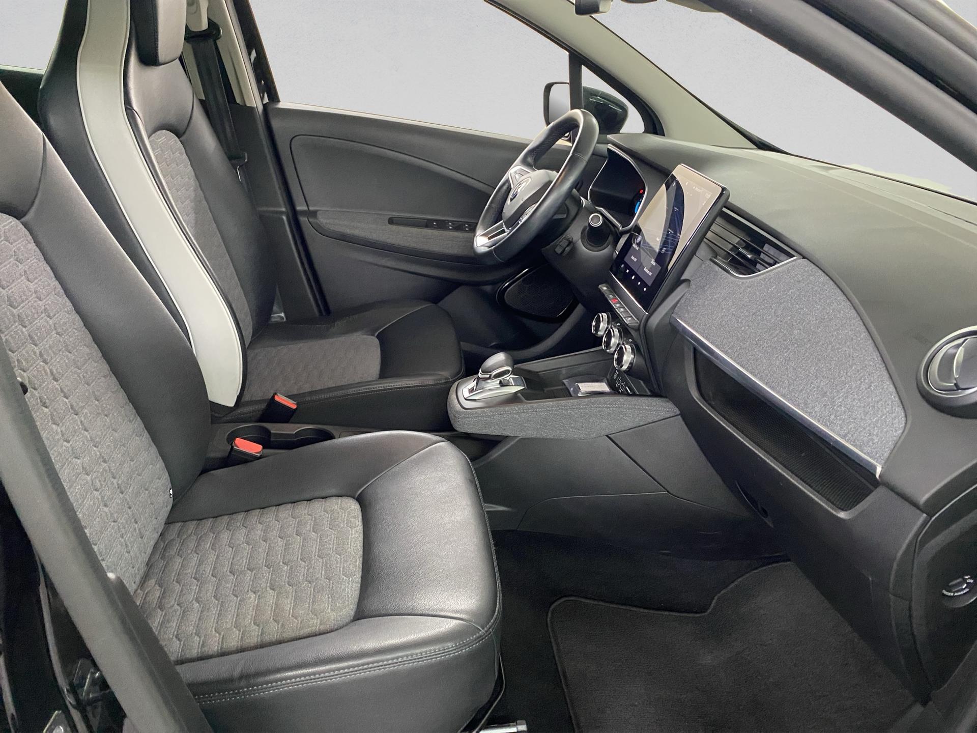 RENAULT Zoe Intens R135 (incl. Batterie)-image-10
