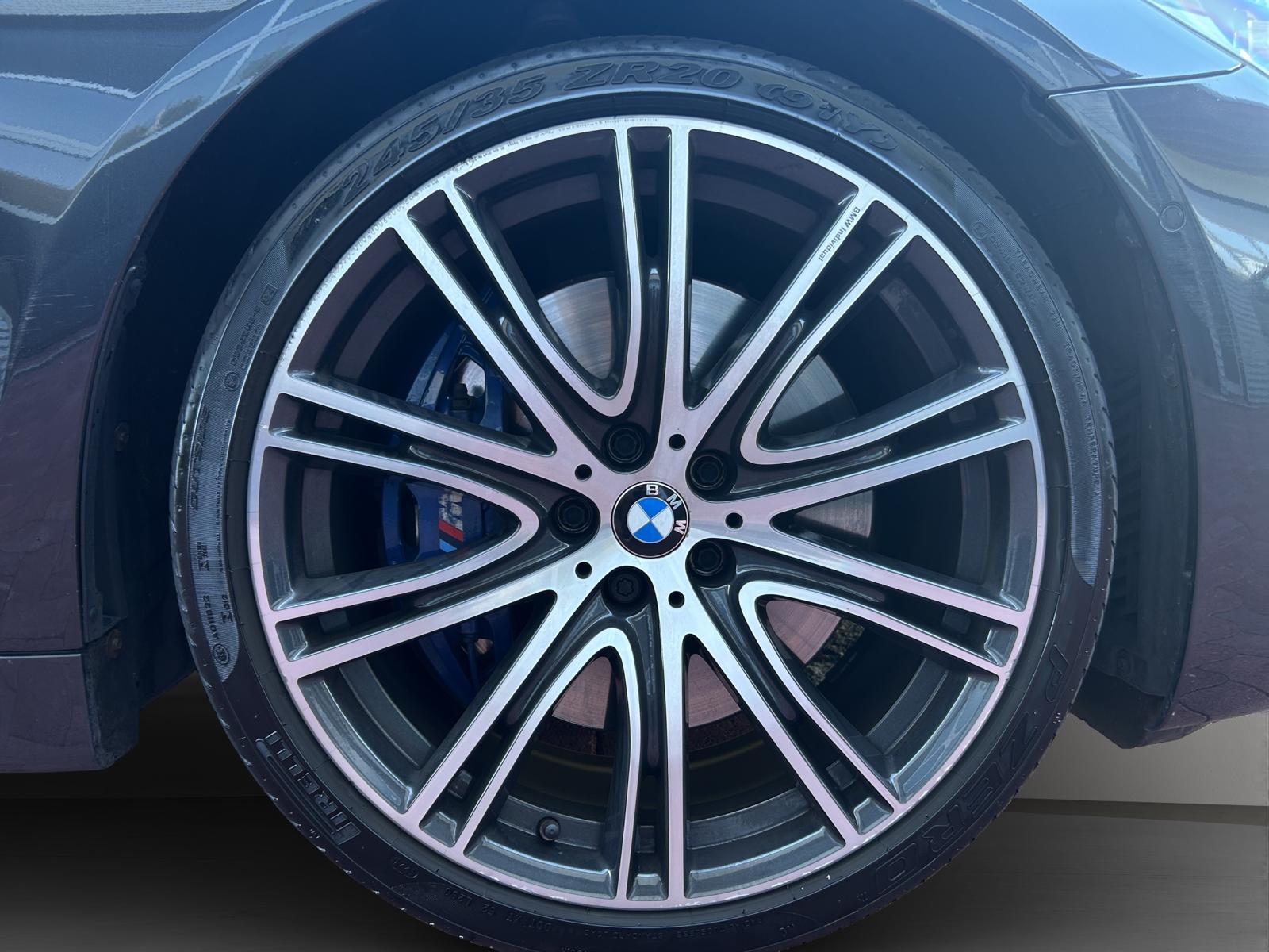 BMW M550i xDrive Steptronic-image-9