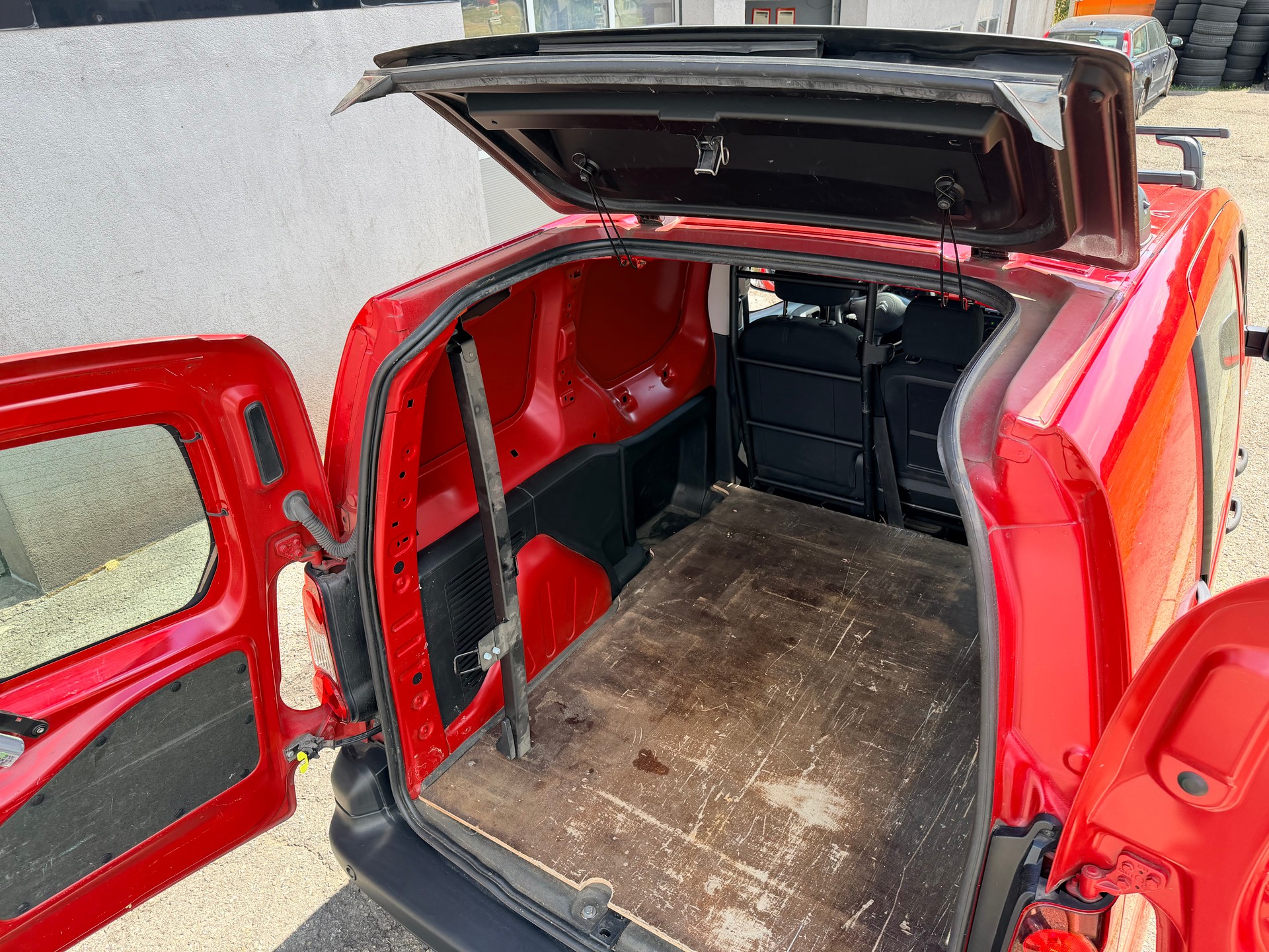 CITROEN Berlingo 1.6 VTi 98 Business-image-6
