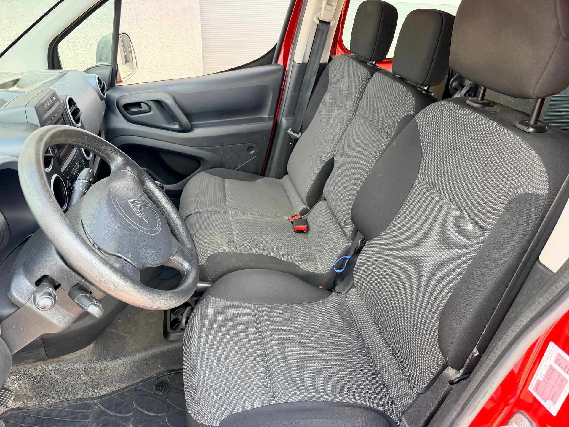 CITROEN Berlingo 1.6 VTi 98 Business-image-9