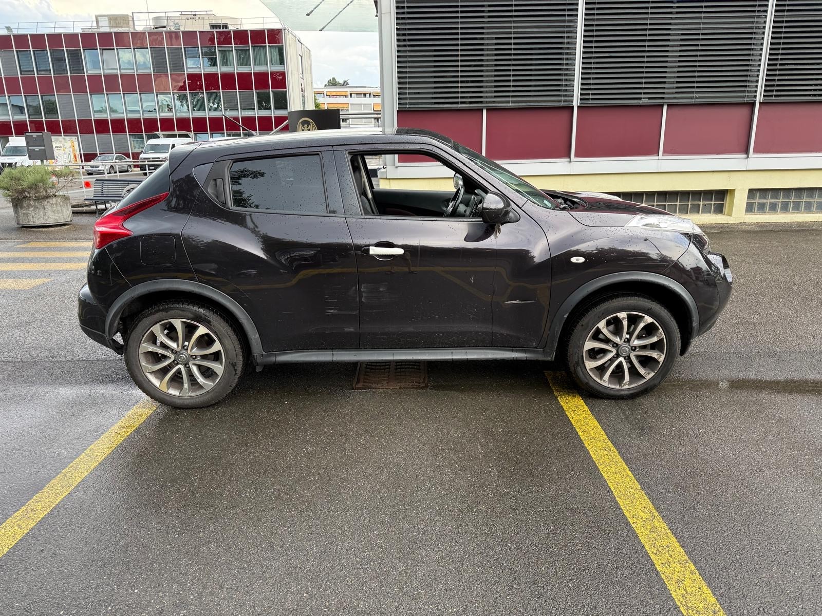 NISSAN Juke 1.6 DIG-T tekna 4x4 Xtronic M-CVT-image-1