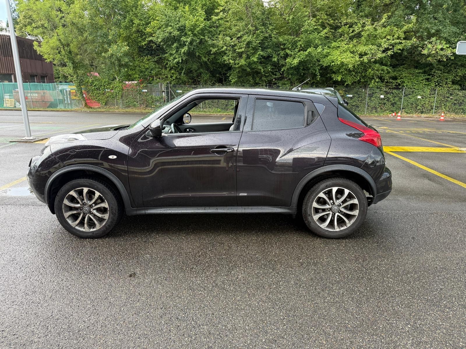 NISSAN Juke 1.6 DIG-T tekna 4x4 Xtronic M-CVT-image-4