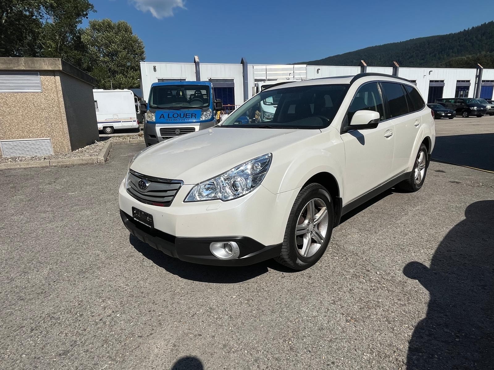 SUBARU Outback 3.6R Executive AWD Automatic-image-1