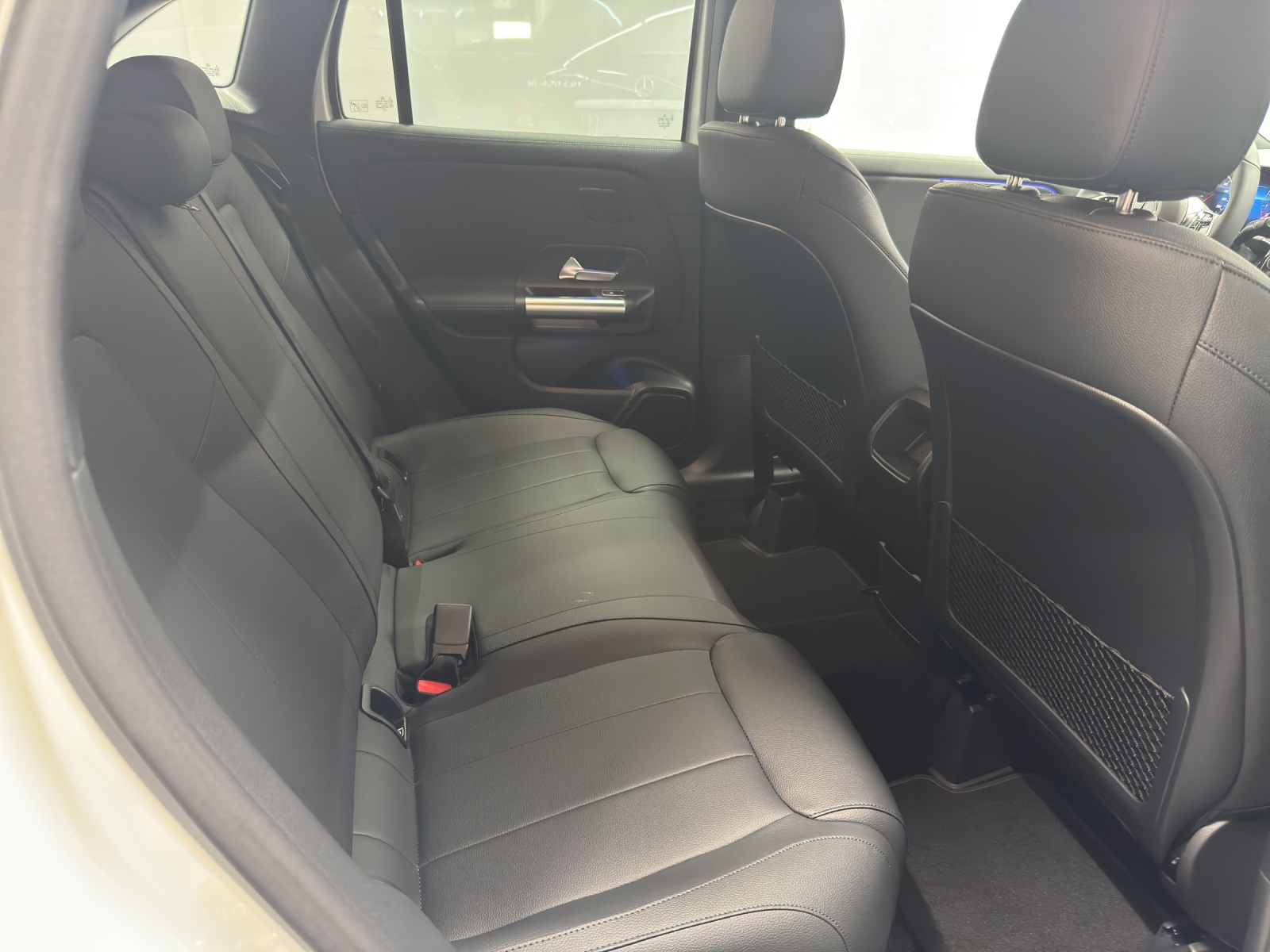 MERCEDES-BENZ GLA 200 Advanced Plus Line Night Star-image-9