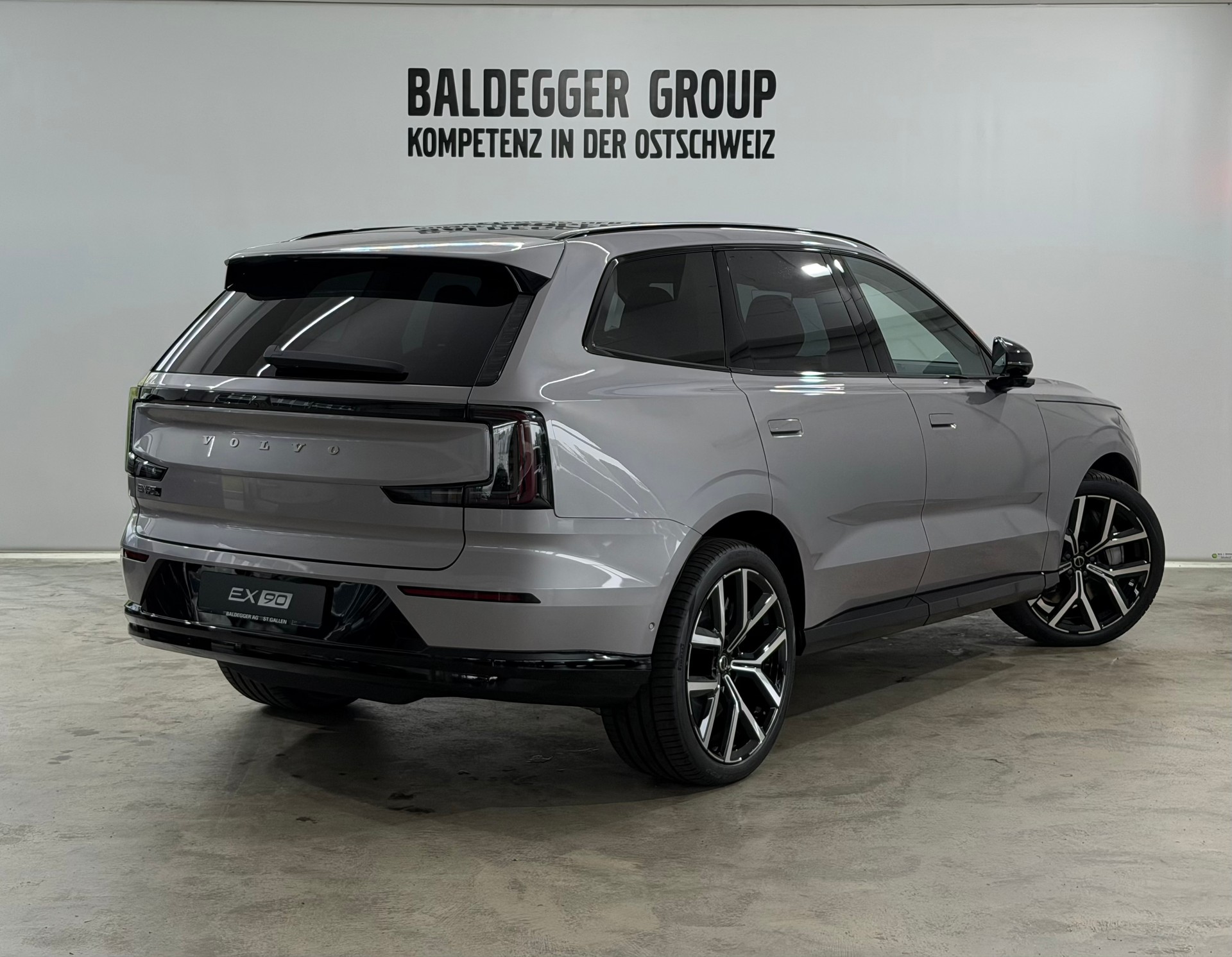 VOLVO EX 90 Twin Ultra AWD-image-2