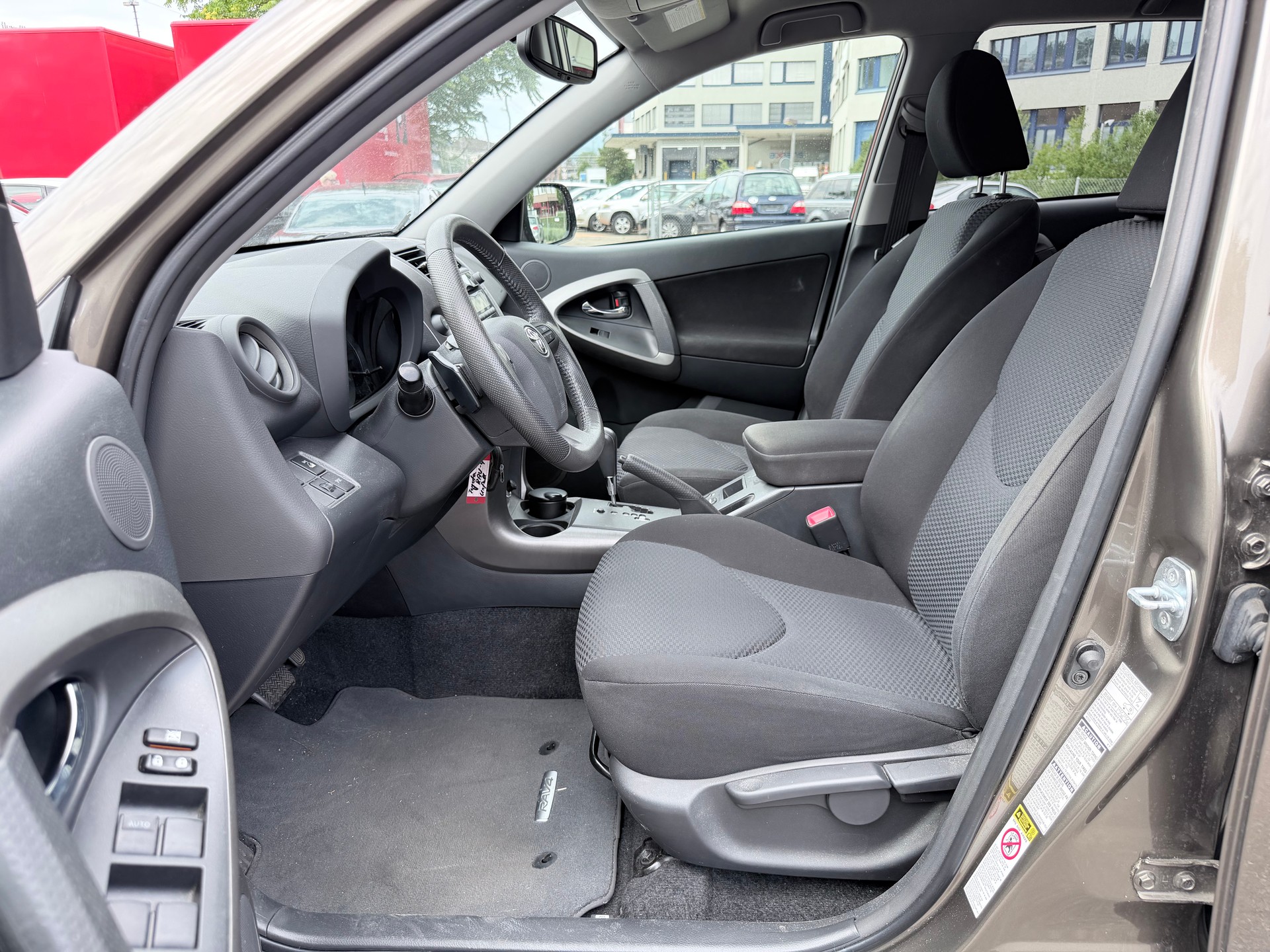 TOYOTA RAV-4 2.0 16V Linea Sol Multidrive-image-7