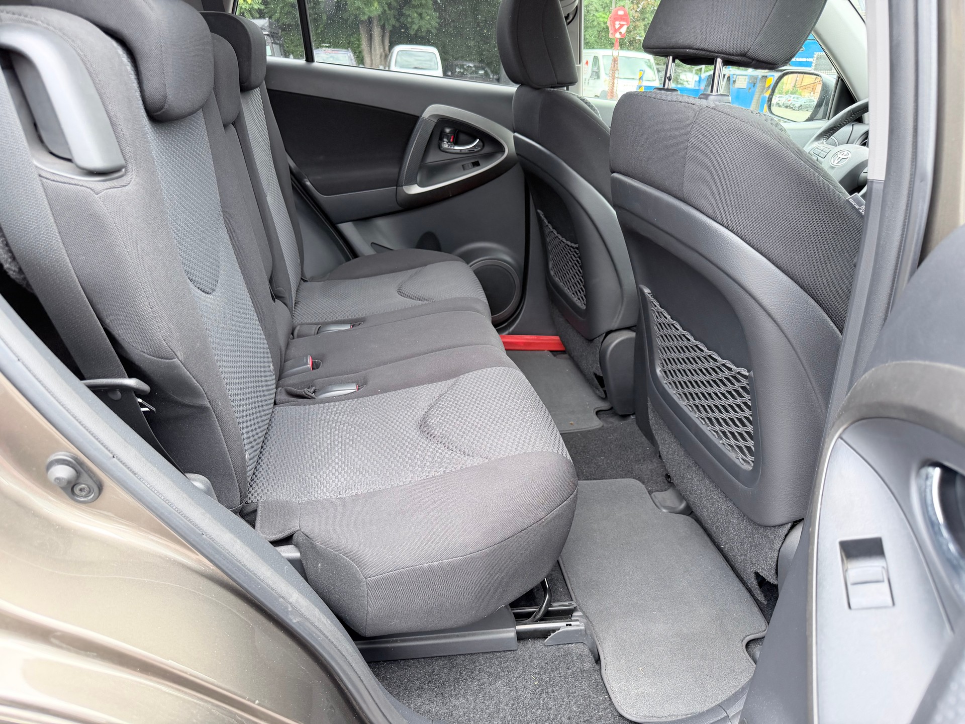 TOYOTA RAV-4 2.0 16V Linea Sol Multidrive-image-9
