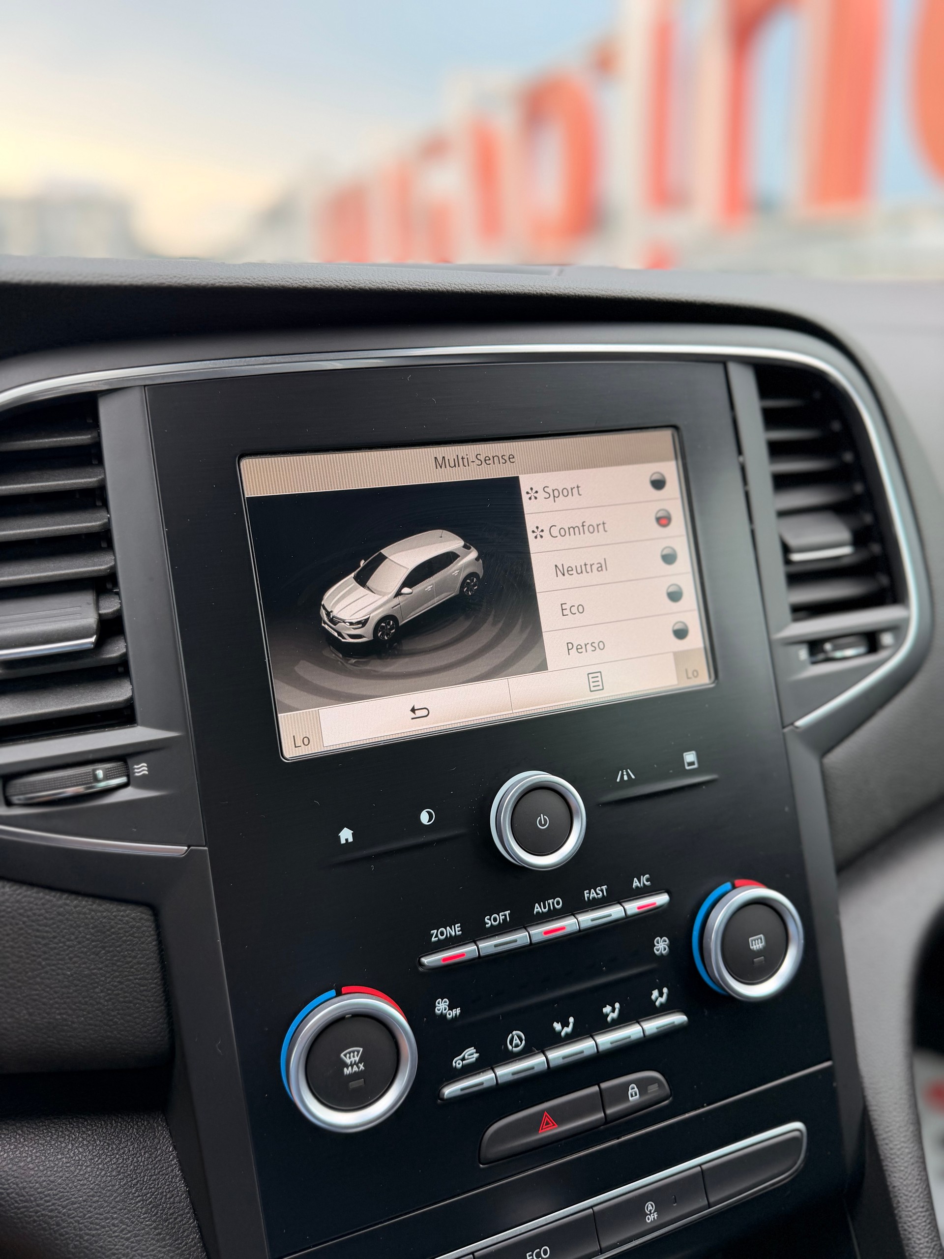 RENAULT Mégane 1.2 16V Turbo GT Line EDC-image-15